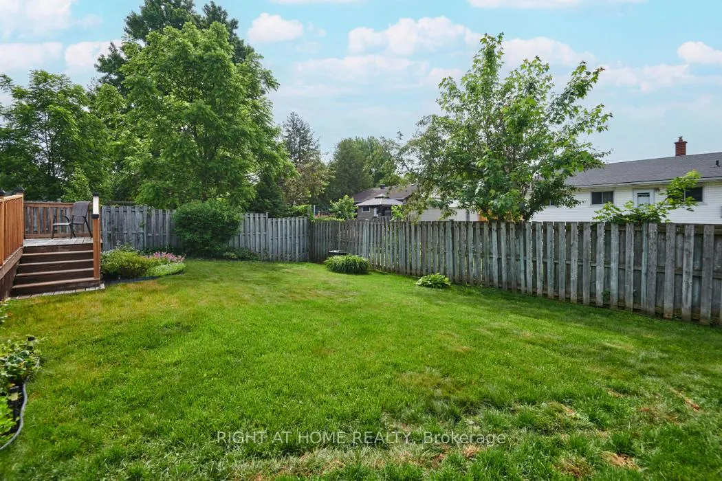 Photo 24 of 2159 Monson Crescent, Ottawa, Beacon Hill North — HOMEH