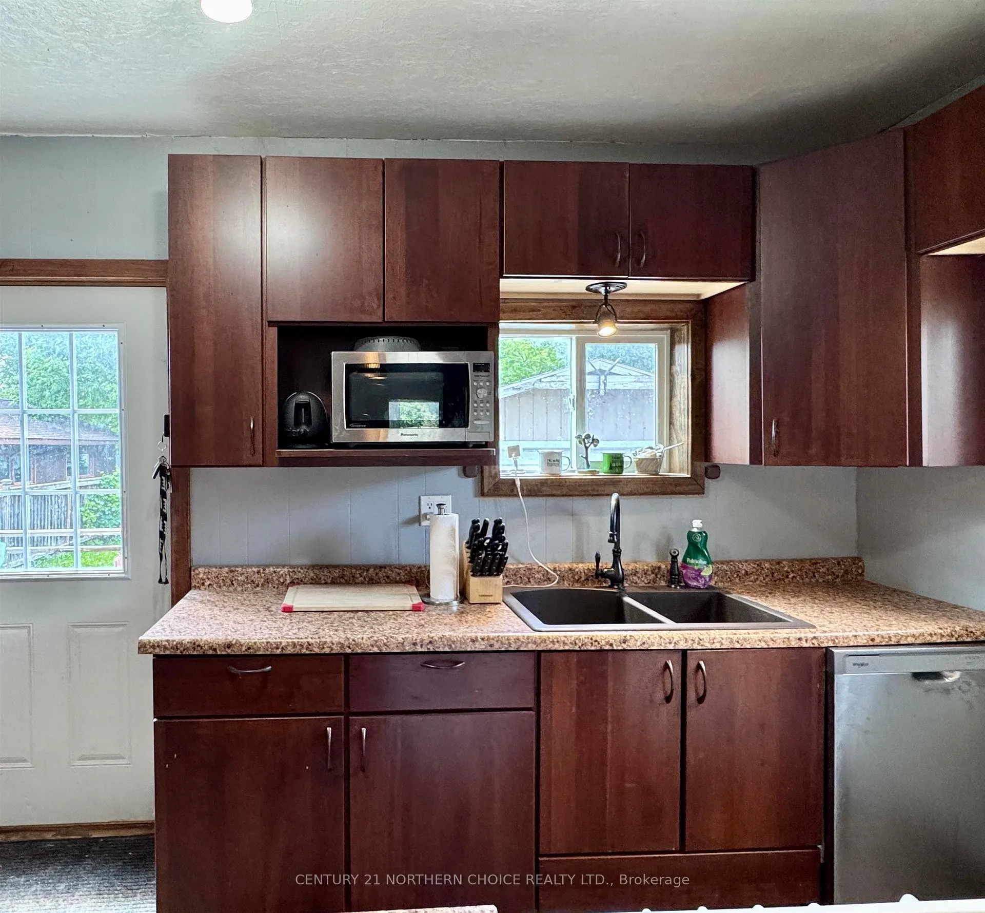 Photo 11 of 627 First Street E, Fort Frances — HOMEH