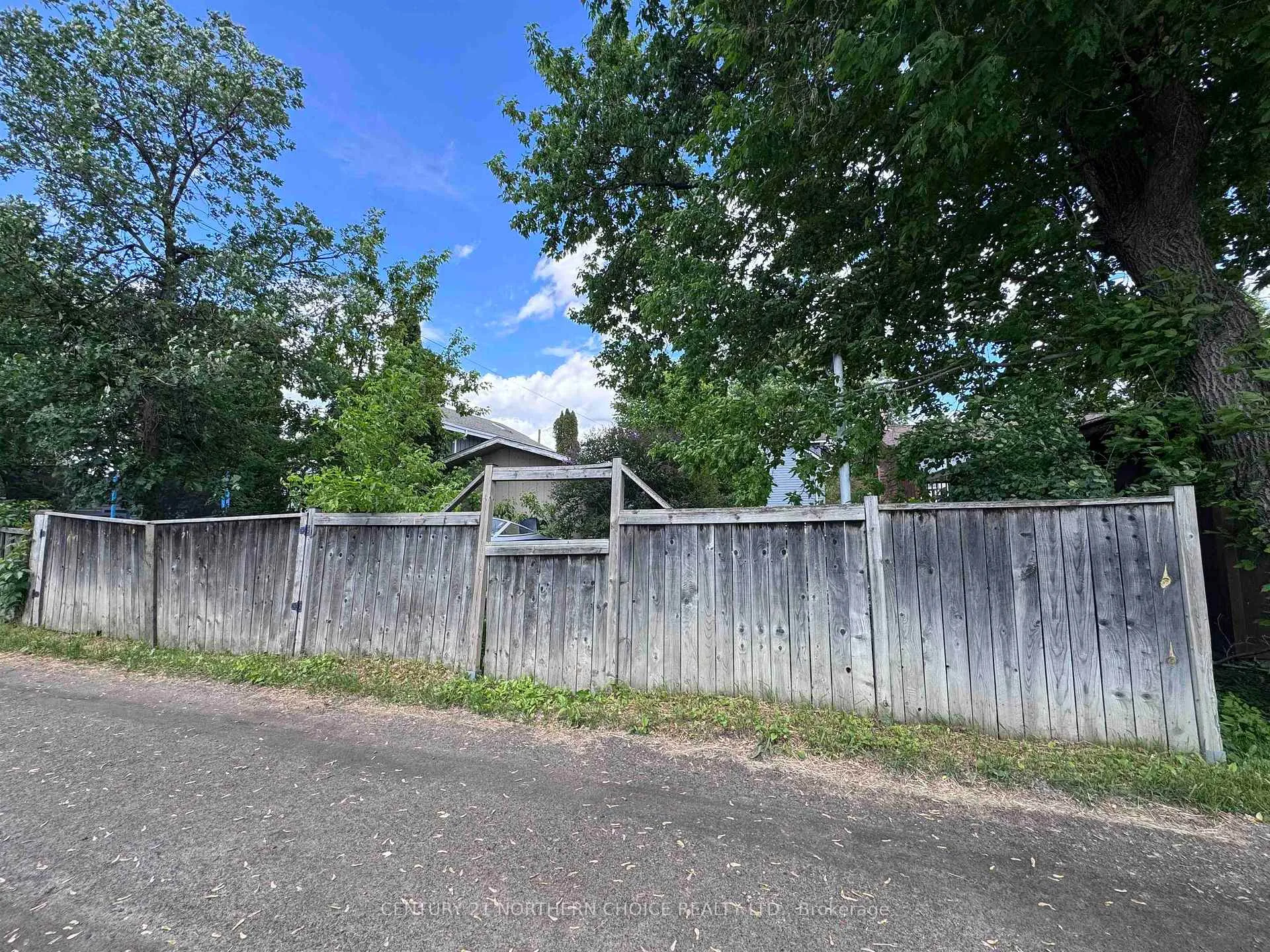 Photo 27 of 627 First Street E, Fort Frances — HOMEH