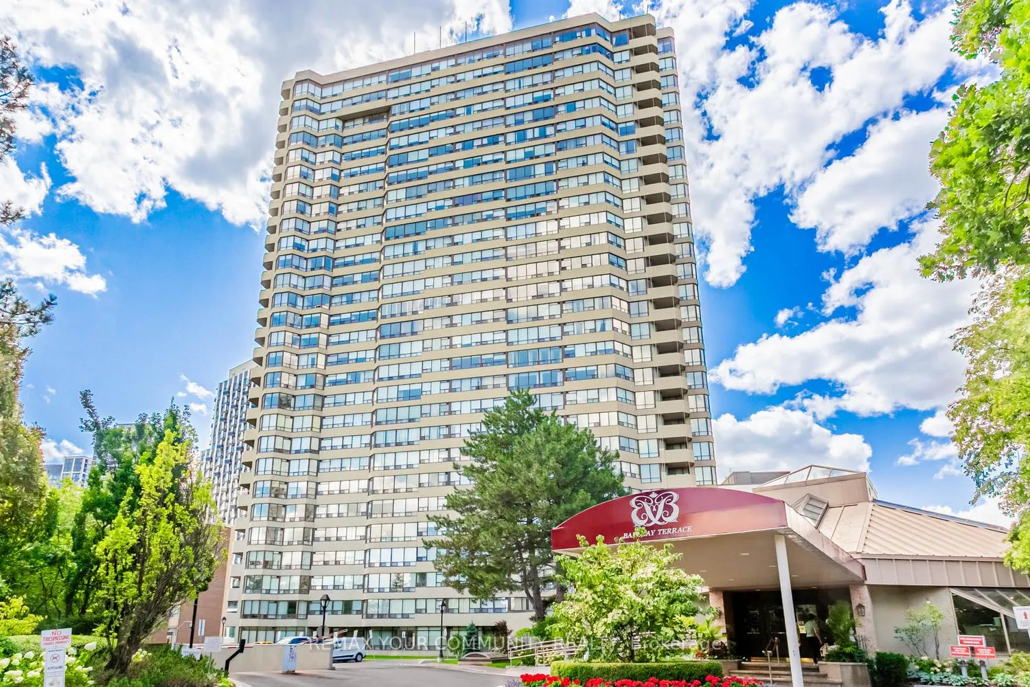 Front of Unit 1804, 1300 Islington Avenue