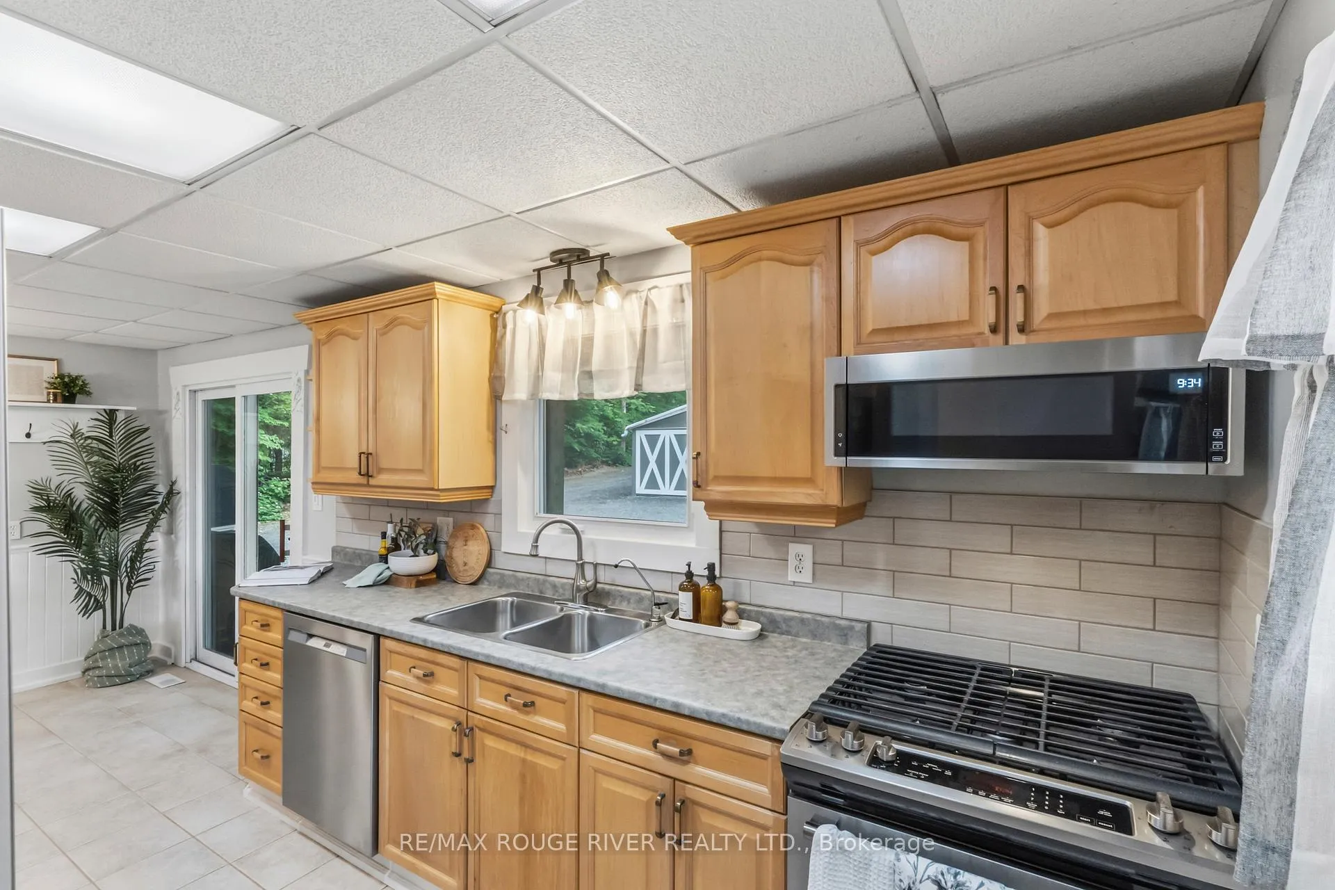Photo 24 of 7123 Poplar Drive, Hamilton Township, Bewdley — HOMEH