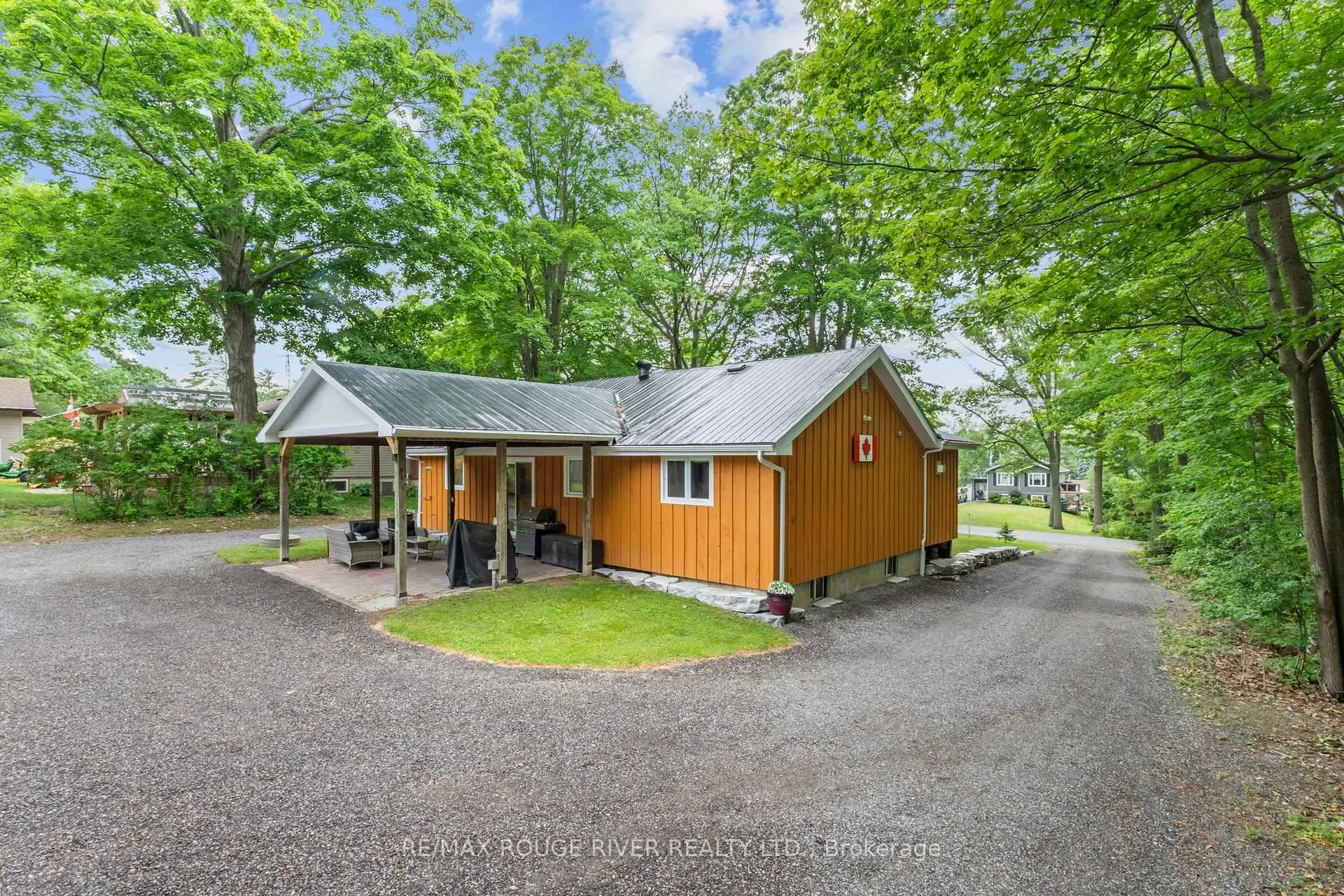 Photo 33 of 7123 Poplar Drive, Hamilton Township, Bewdley — HOMEH