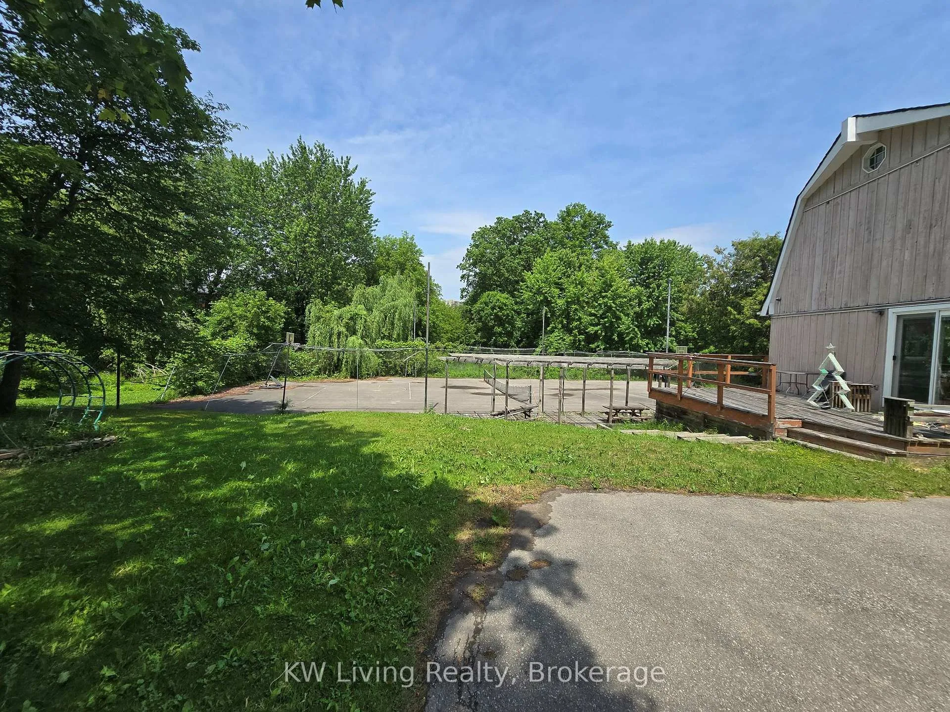 Photo 9 of 1 Campbell Court, Markham, Village Green-South Unionville — HOMEH