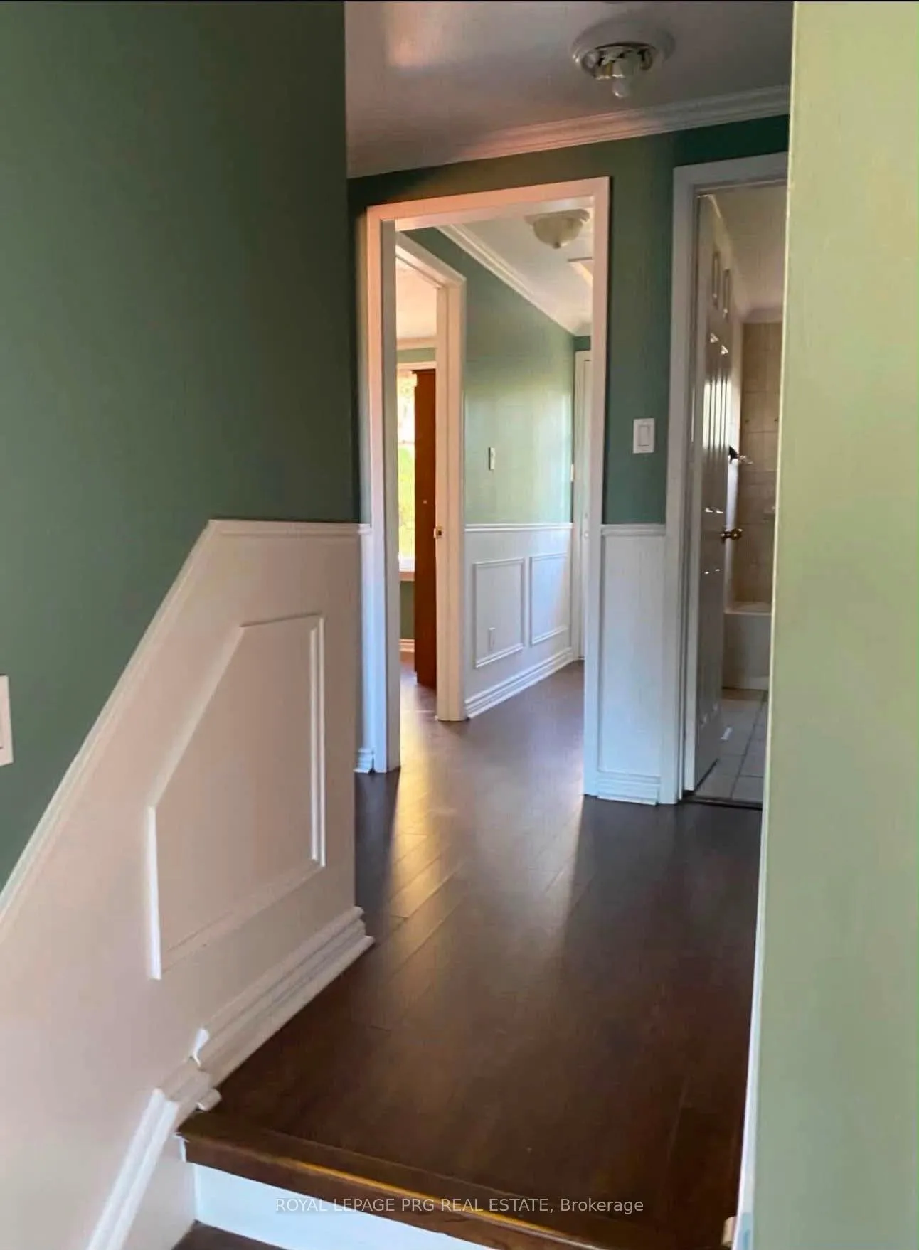 Photo 2 of 4 Duke Road, Brampton, Southgate — HOMEH