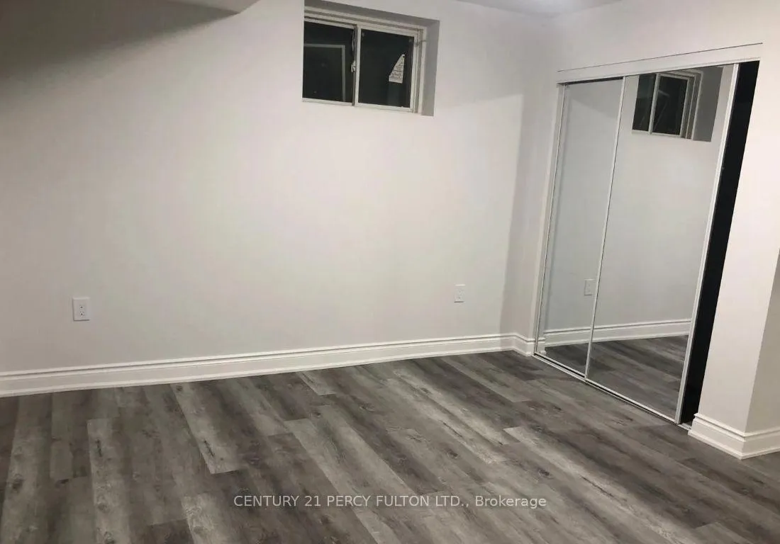 Photo 4 of Unit Basement, 39 Little Britain Crescent, Brampton, Bram West — HOMEH