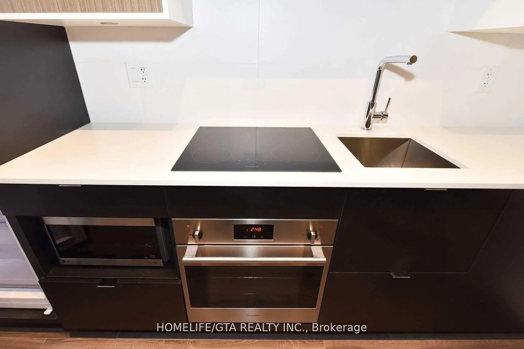 Photo 12 of Unit 708, 20 Edward Street, Toronto, Bay Street Corridor — HOMEH