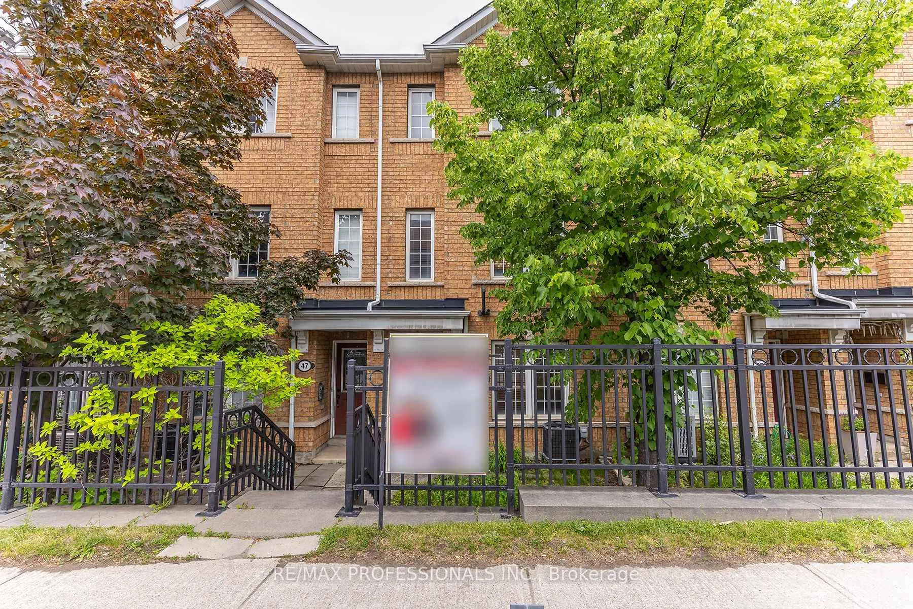 Front of 45 Weston Road