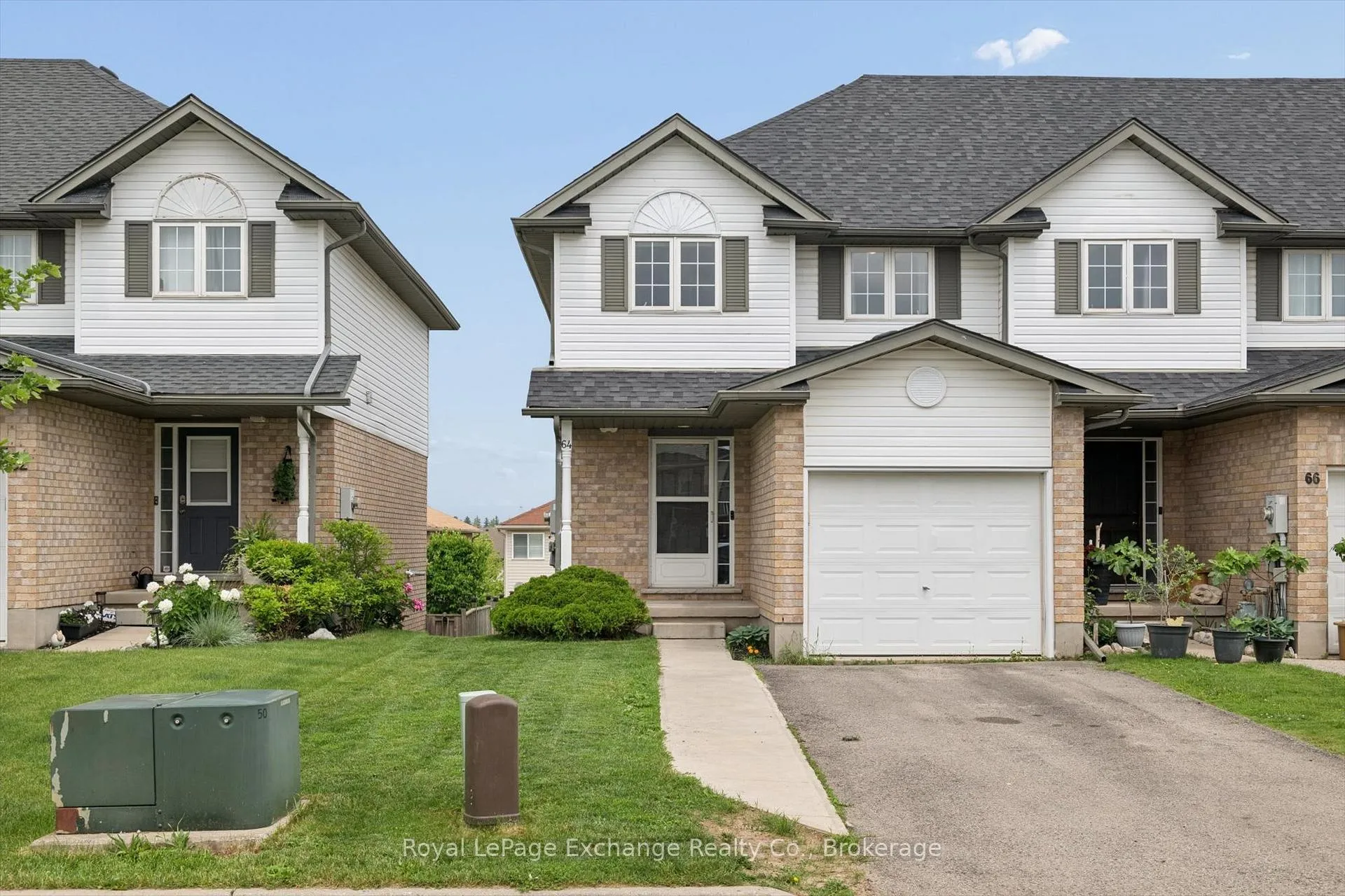 Photo 2 of 64 Hasler Crescent, Guelph, Pineridge/Westminster Woods — HOMEH
