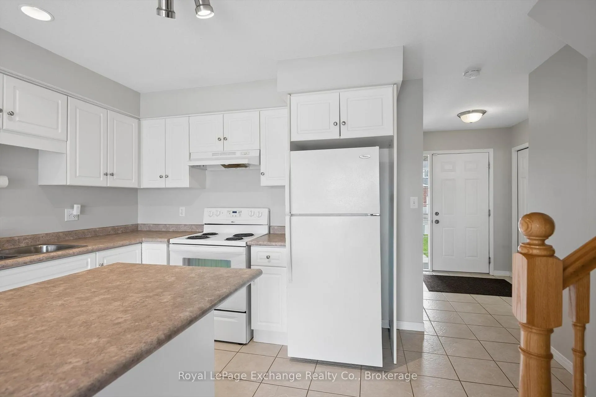 Photo 13 of 64 Hasler Crescent, Guelph, Pineridge/Westminster Woods — HOMEH