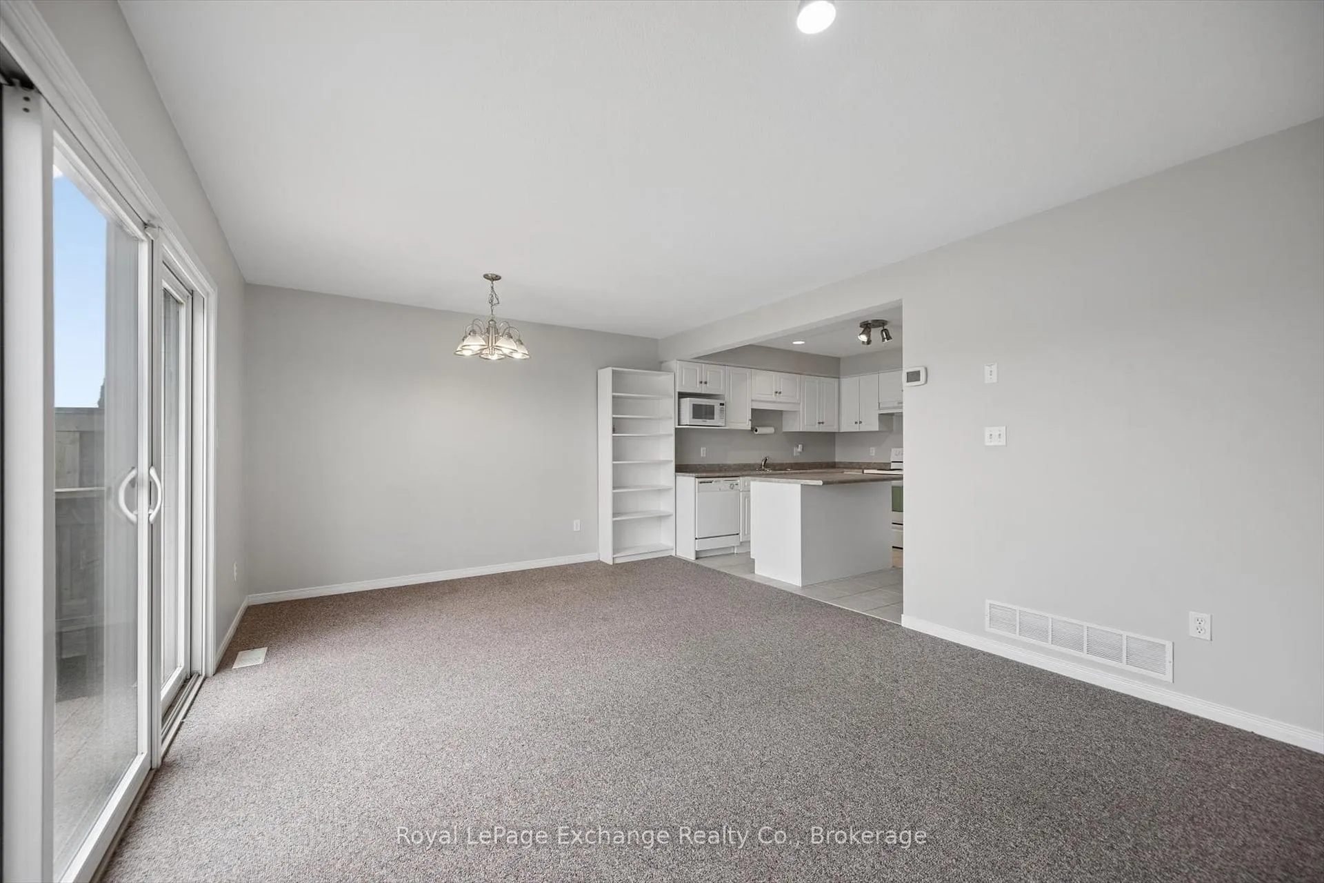 Photo 17 of 64 Hasler Crescent, Guelph, Pineridge/Westminster Woods — HOMEH