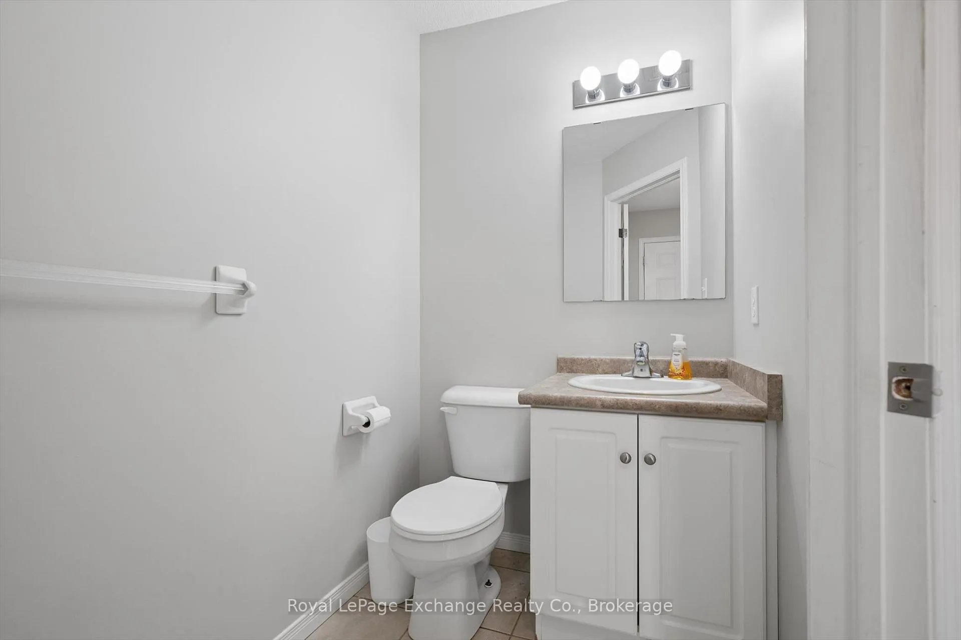 Photo 21 of 64 Hasler Crescent, Guelph, Pineridge/Westminster Woods — HOMEH