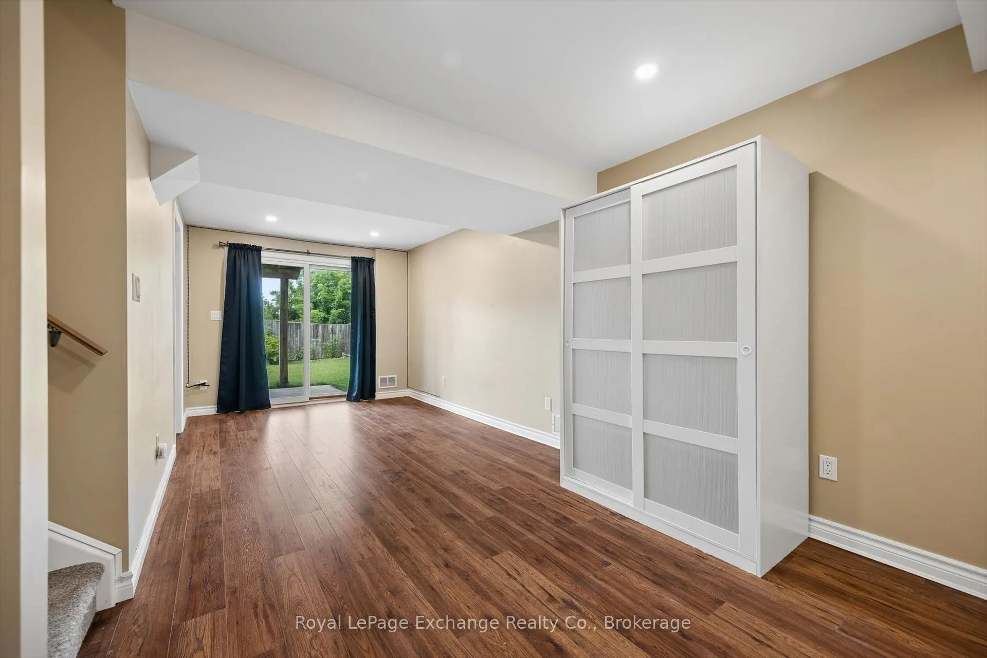 Photo 31 of 64 Hasler Crescent, Guelph, Pineridge/Westminster Woods — HOMEH