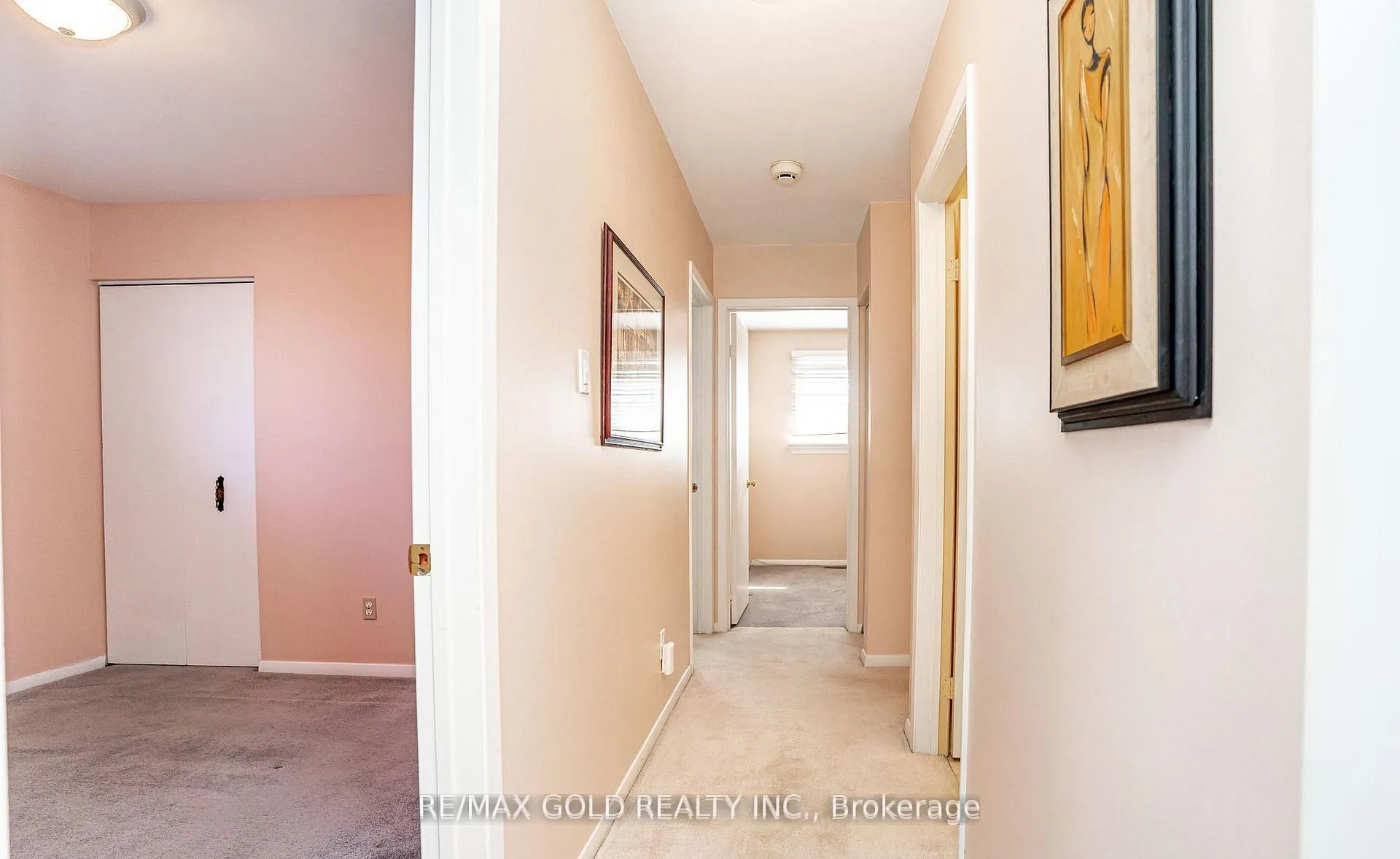 Photo 19 of 34 Deerfield Crescent, Brampton, Southgate — HOMEH