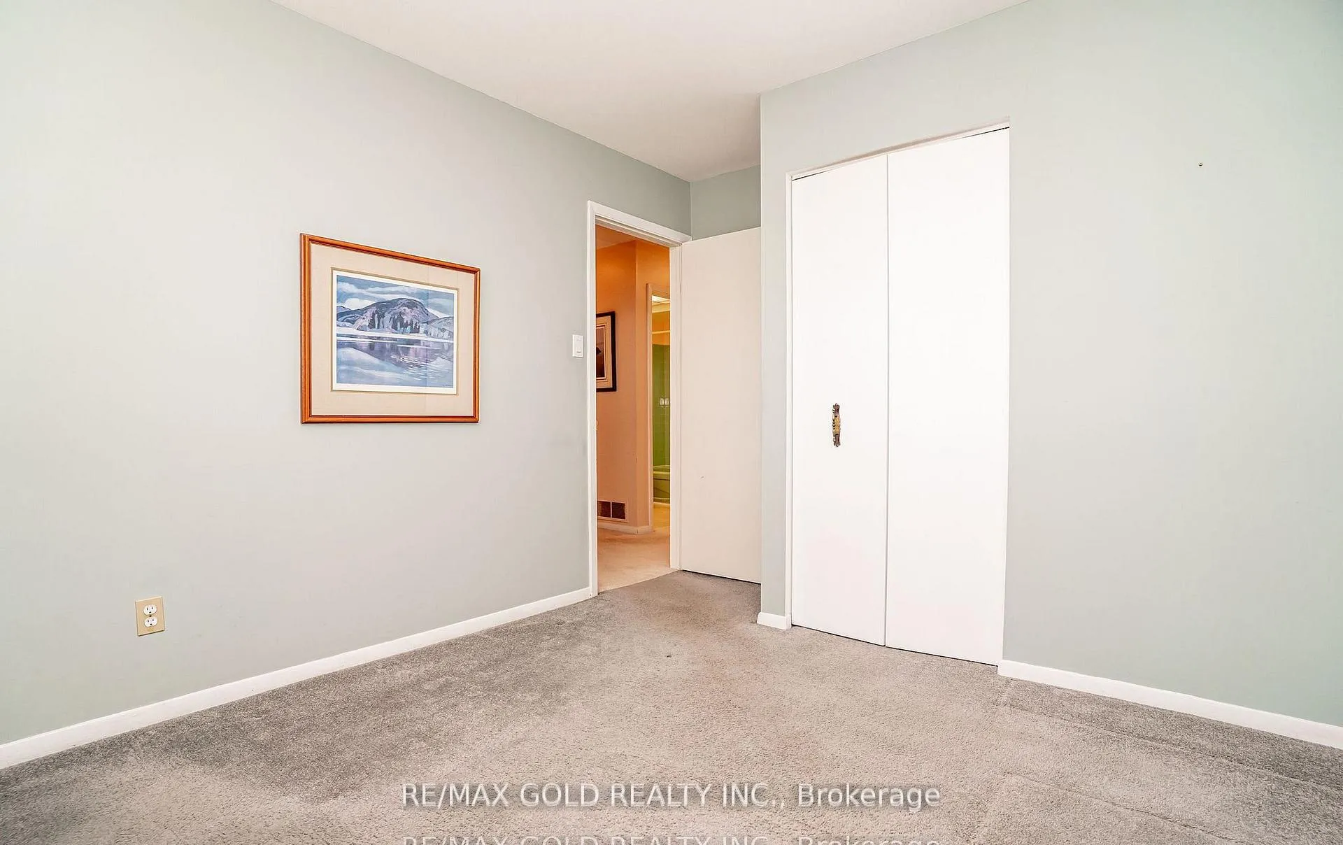 Photo 27 of 34 Deerfield Crescent, Brampton, Southgate — HOMEH
