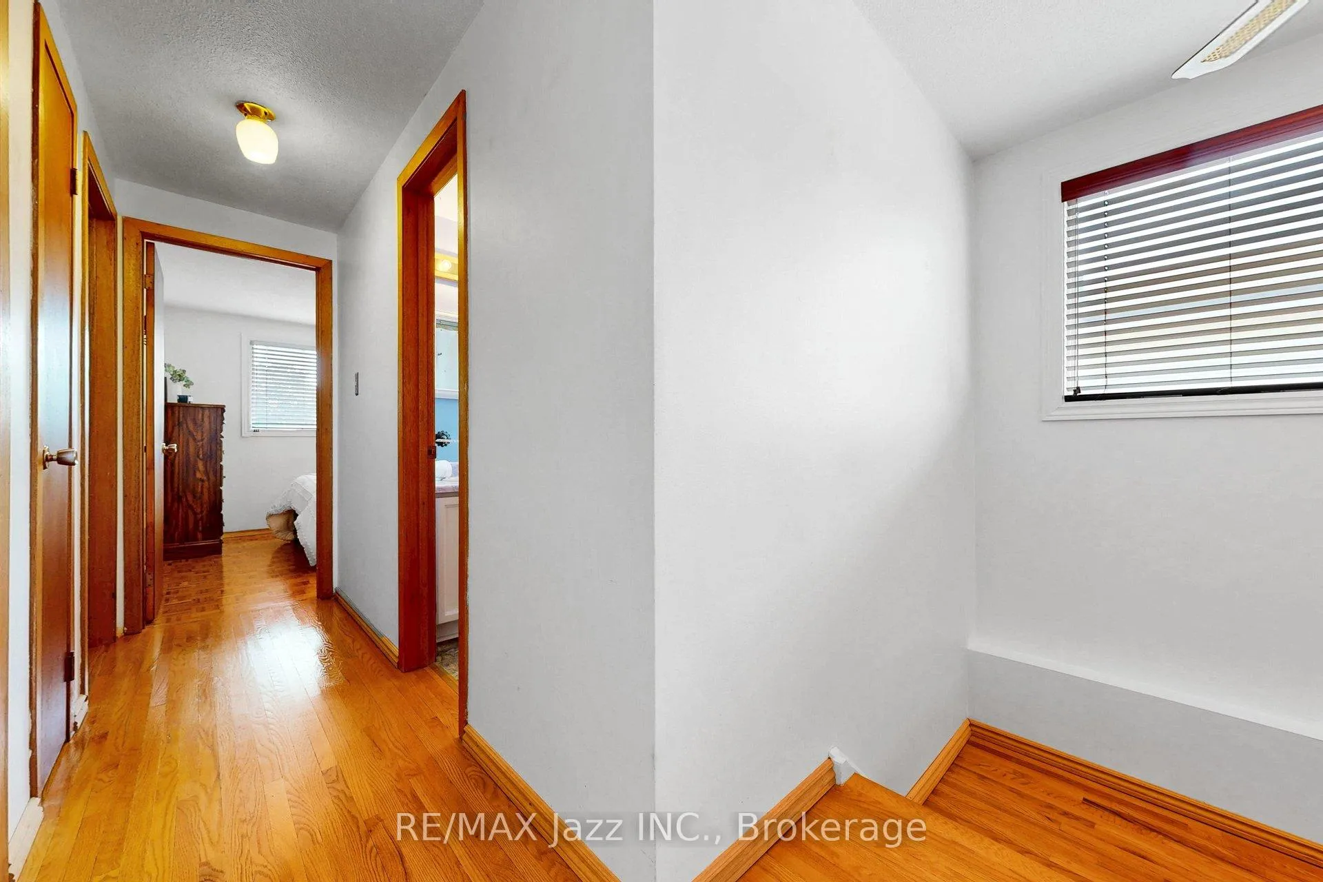 Photo 26 of 115 Glovers Road, Oshawa, Samac — HOMEH