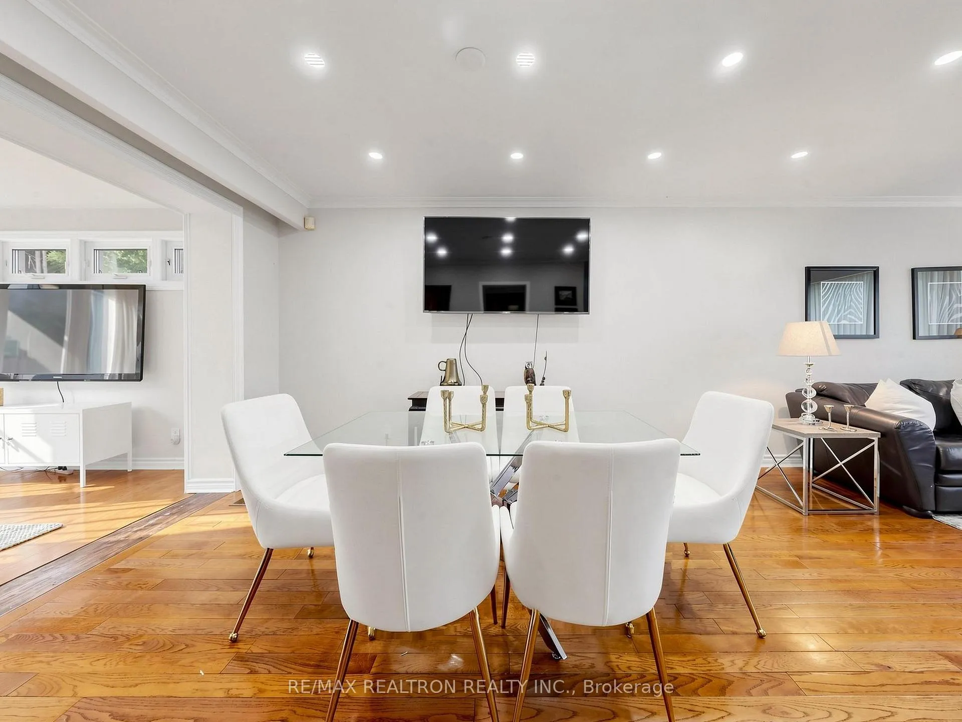 Photo 12 of 24 Dalmeny Road, Markham, Grandview — HOMEH