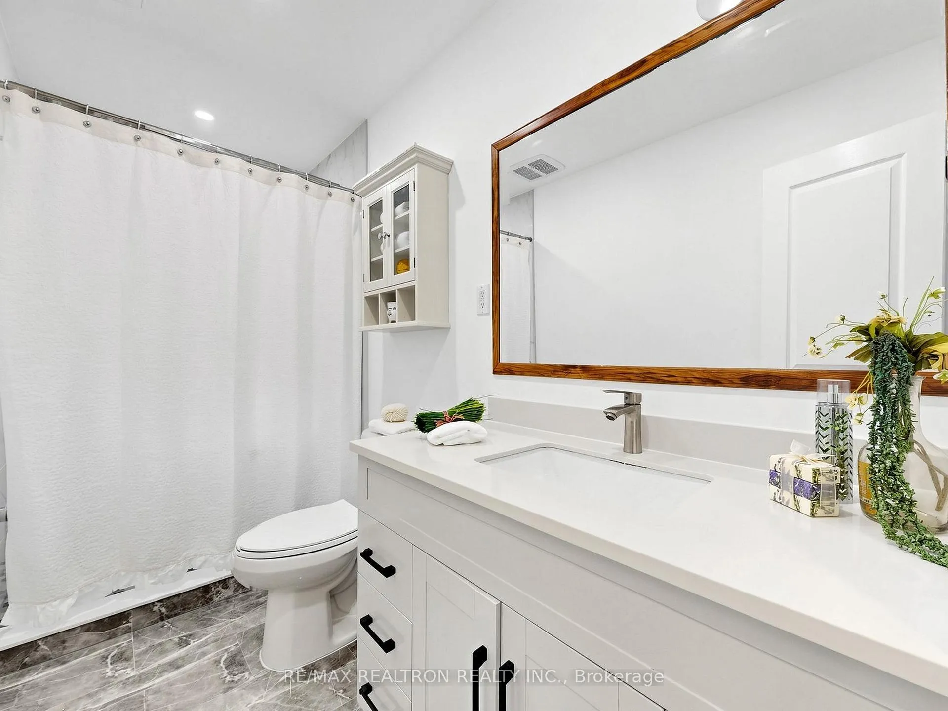Photo 33 of 24 Dalmeny Road, Markham, Grandview — HOMEH