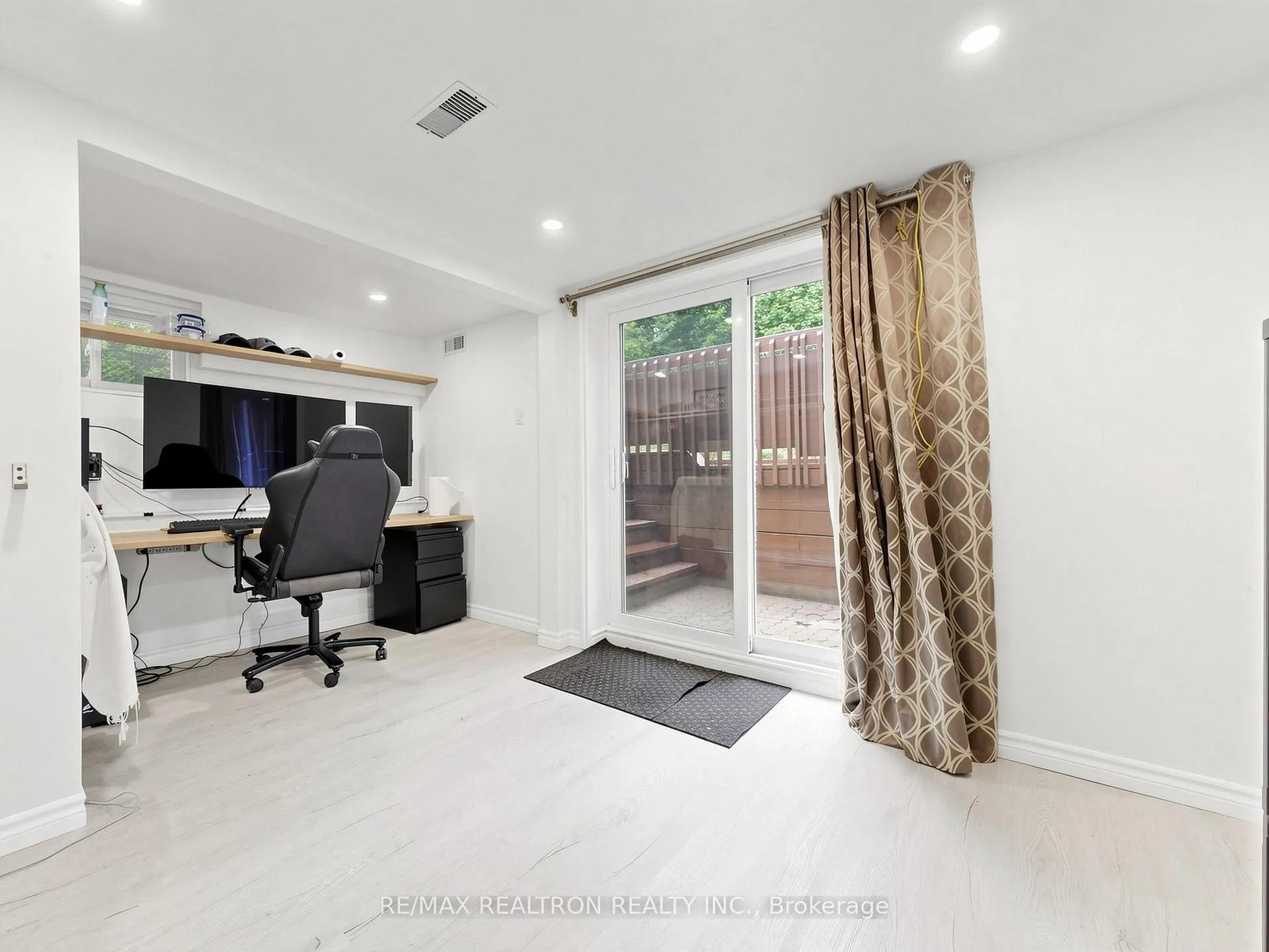 Photo 35 of 24 Dalmeny Road, Markham, Grandview — HOMEH