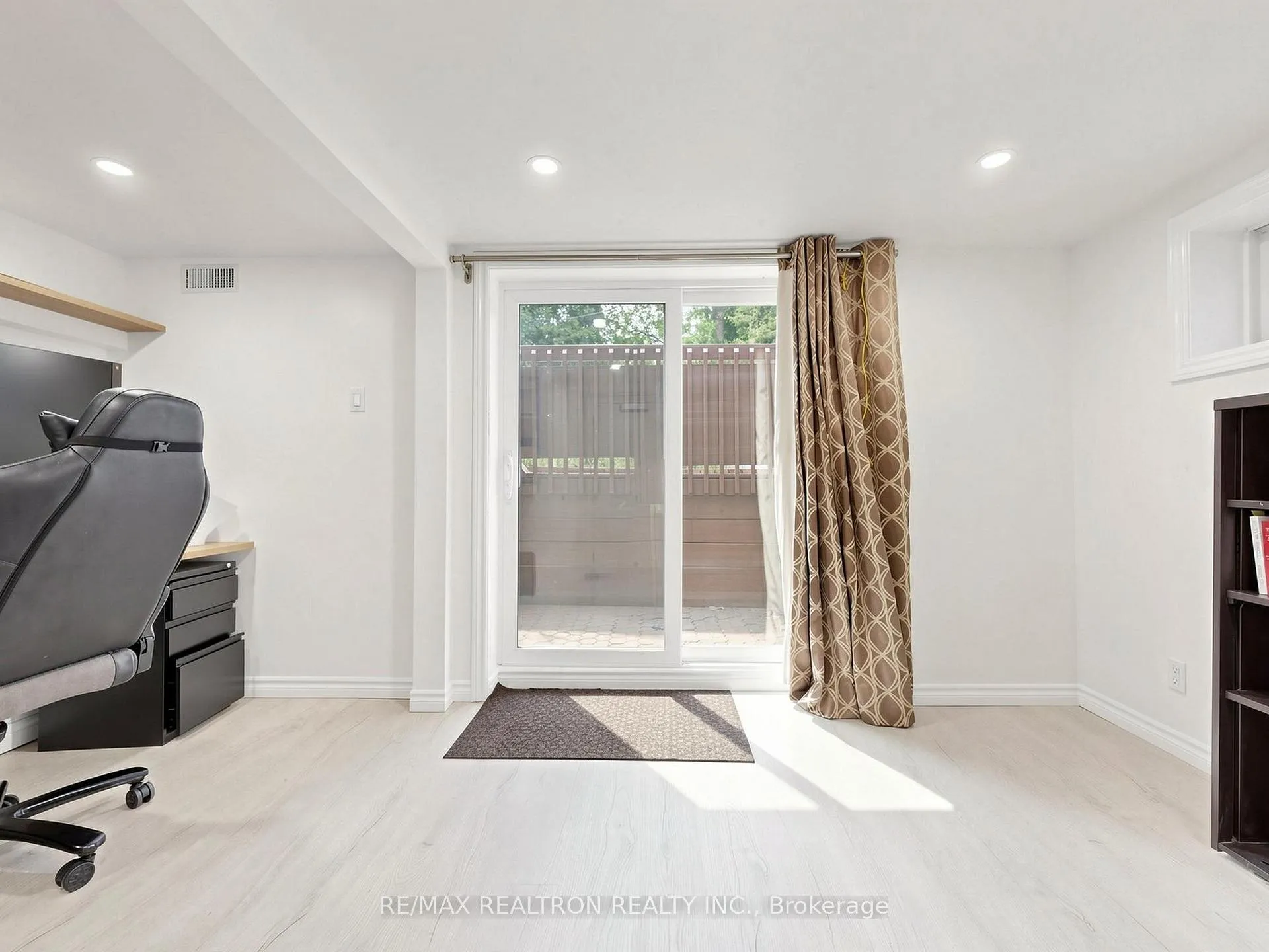 Photo 36 of 24 Dalmeny Road, Markham, Grandview — HOMEH