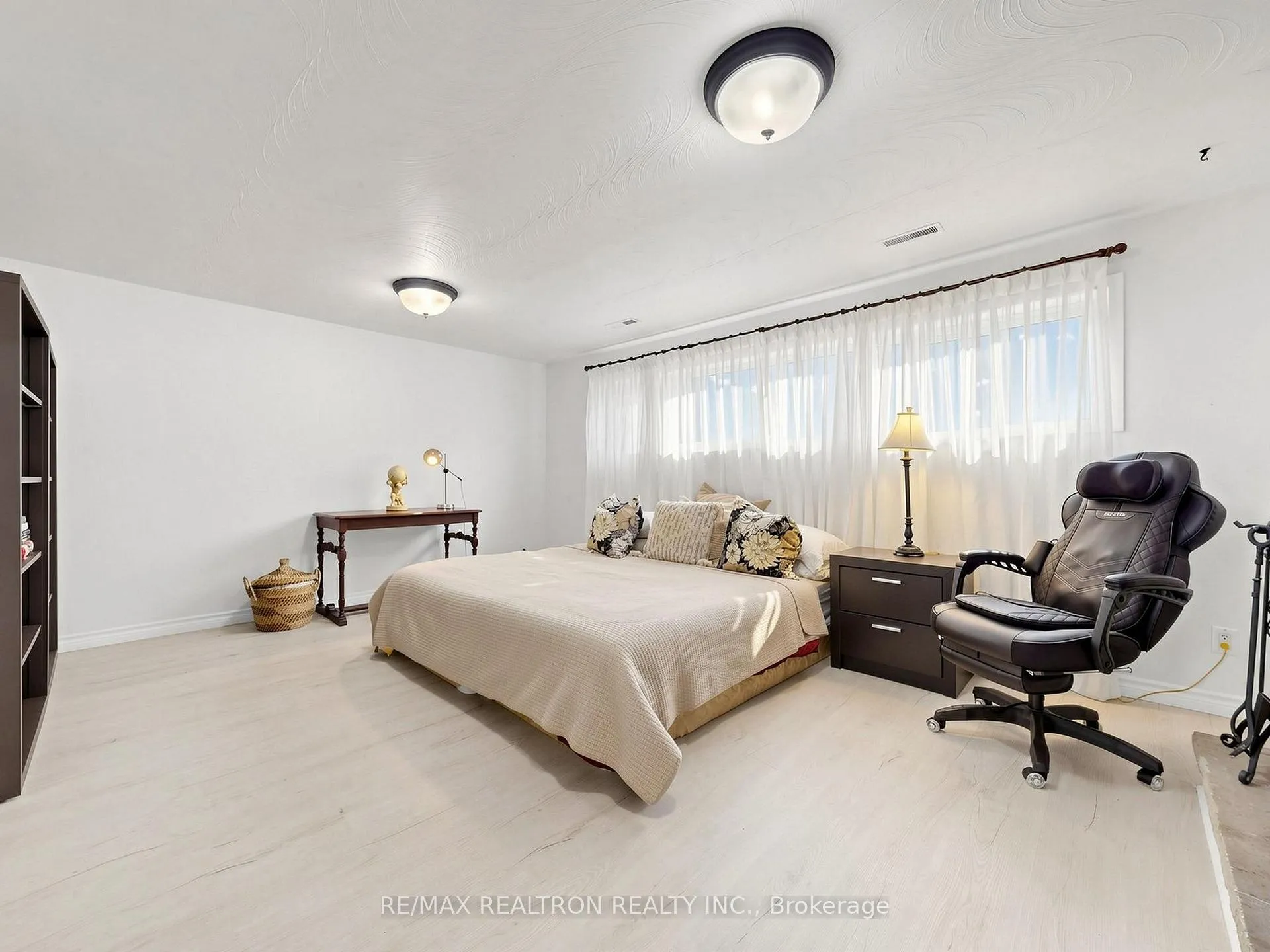 Photo 38 of 24 Dalmeny Road, Markham, Grandview — HOMEH