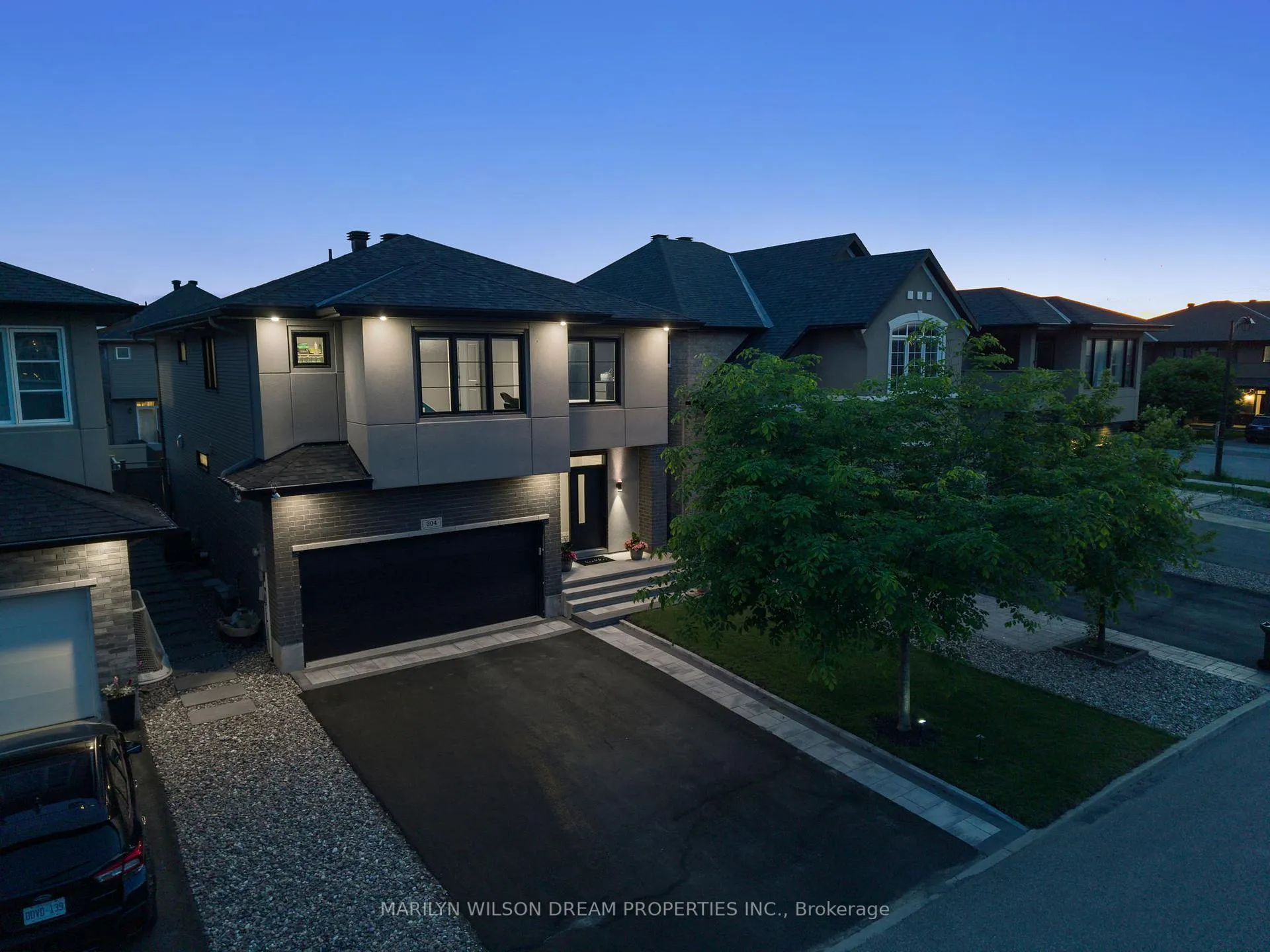 Photo 1 of 304 Andalusian Crescent, Ottawa, Kanata - Emerald Meadows/Trailwest — HOMEH
