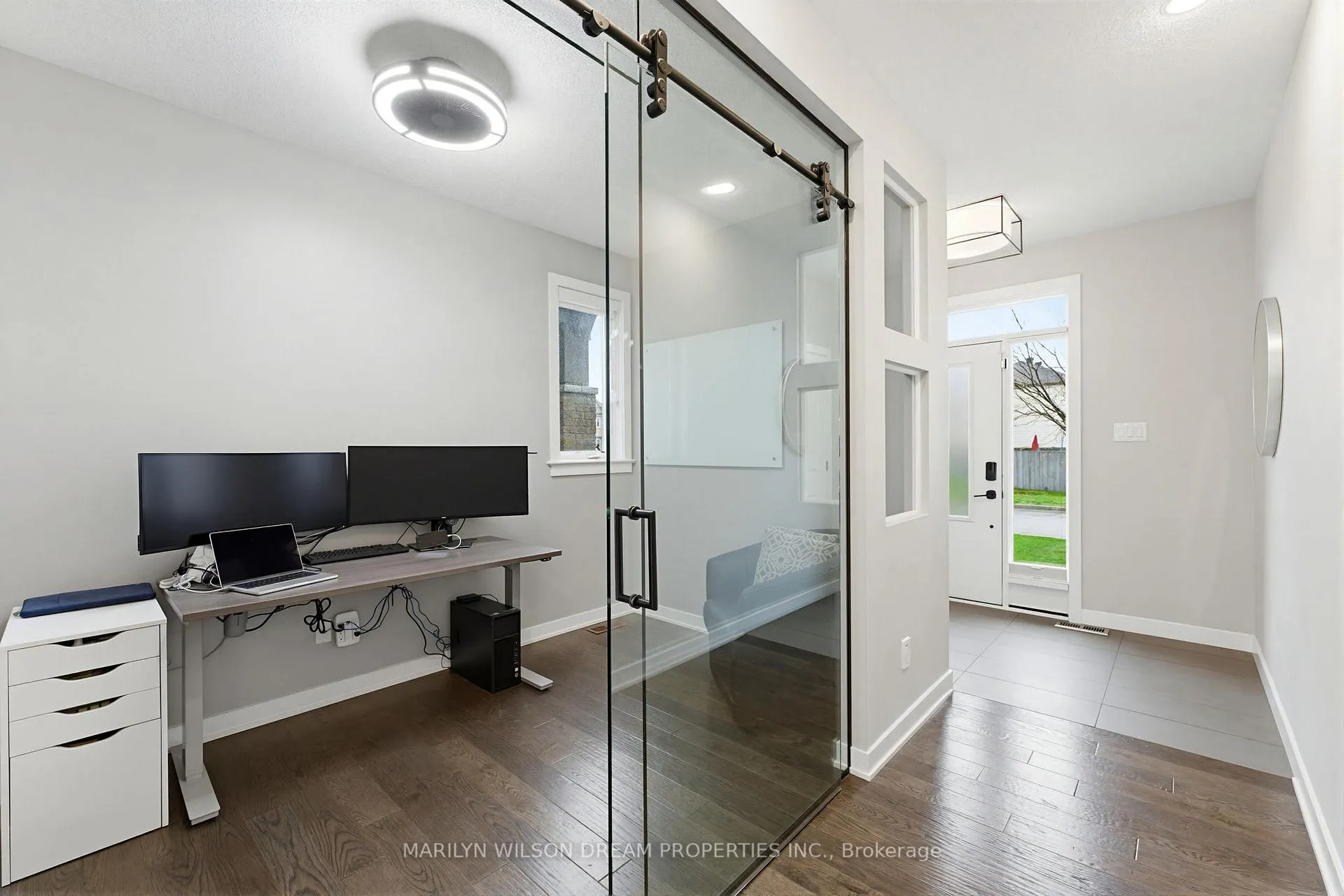 Photo 4 of 304 Andalusian Crescent, Ottawa, Kanata - Emerald Meadows/Trailwest — HOMEH