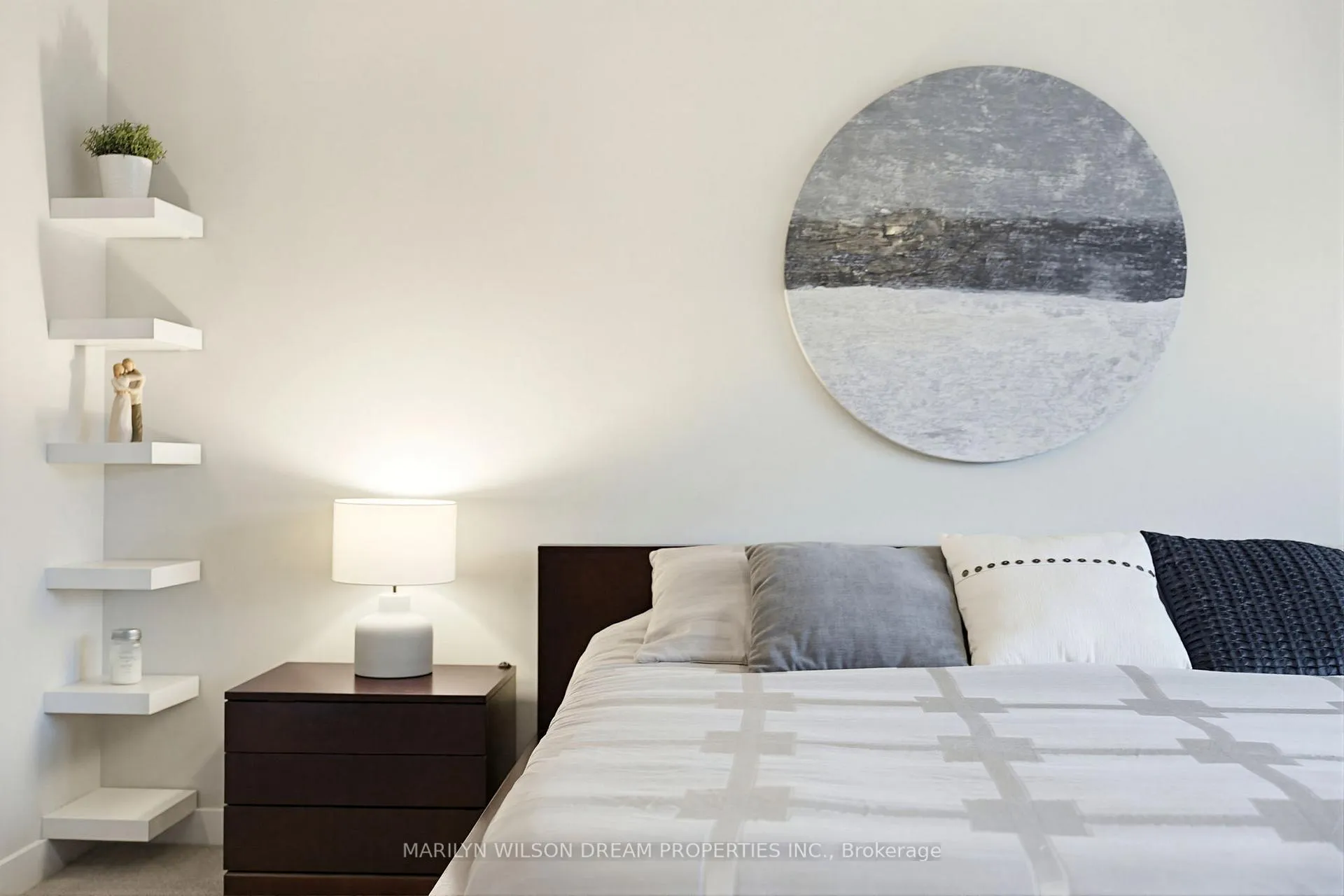 Photo 22 of 304 Andalusian Crescent, Ottawa, Kanata - Emerald Meadows/Trailwest — HOMEH