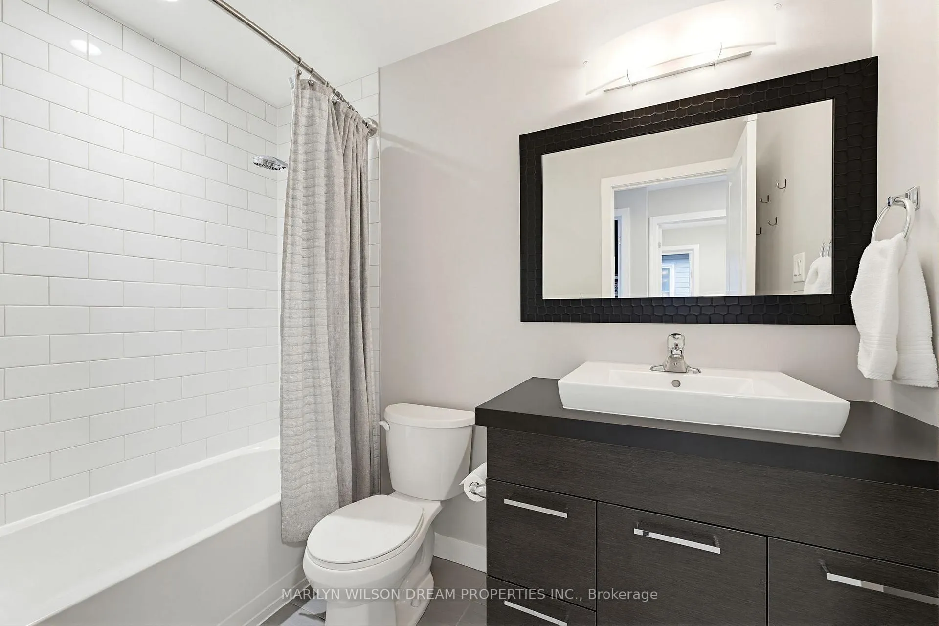 Photo 29 of 304 Andalusian Crescent, Ottawa, Kanata - Emerald Meadows/Trailwest — HOMEH