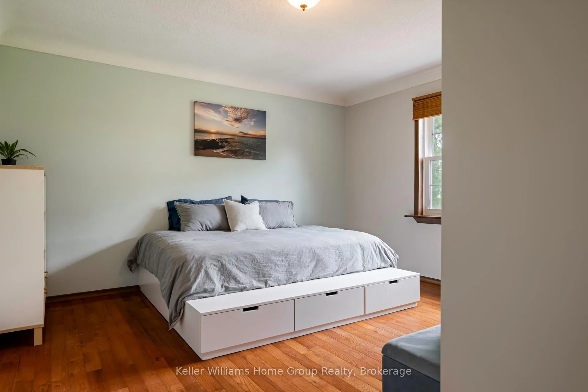 Photo 13 of 7866 Sideroad 18 Road, Mapleton, Rural Mapleton — HOMEH