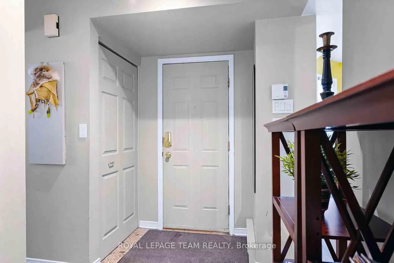 Photo 3 of Unit 2, 220 Wilbrod Avenue, Ottawa, Sandy Hill — HOMEH