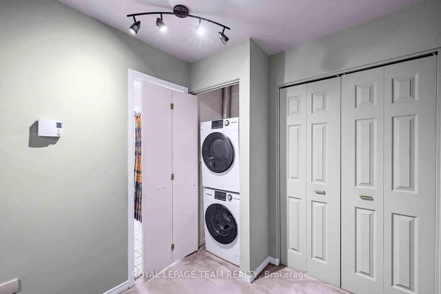 Photo 31 of Unit 2, 220 Wilbrod Avenue, Ottawa, Sandy Hill — HOMEH