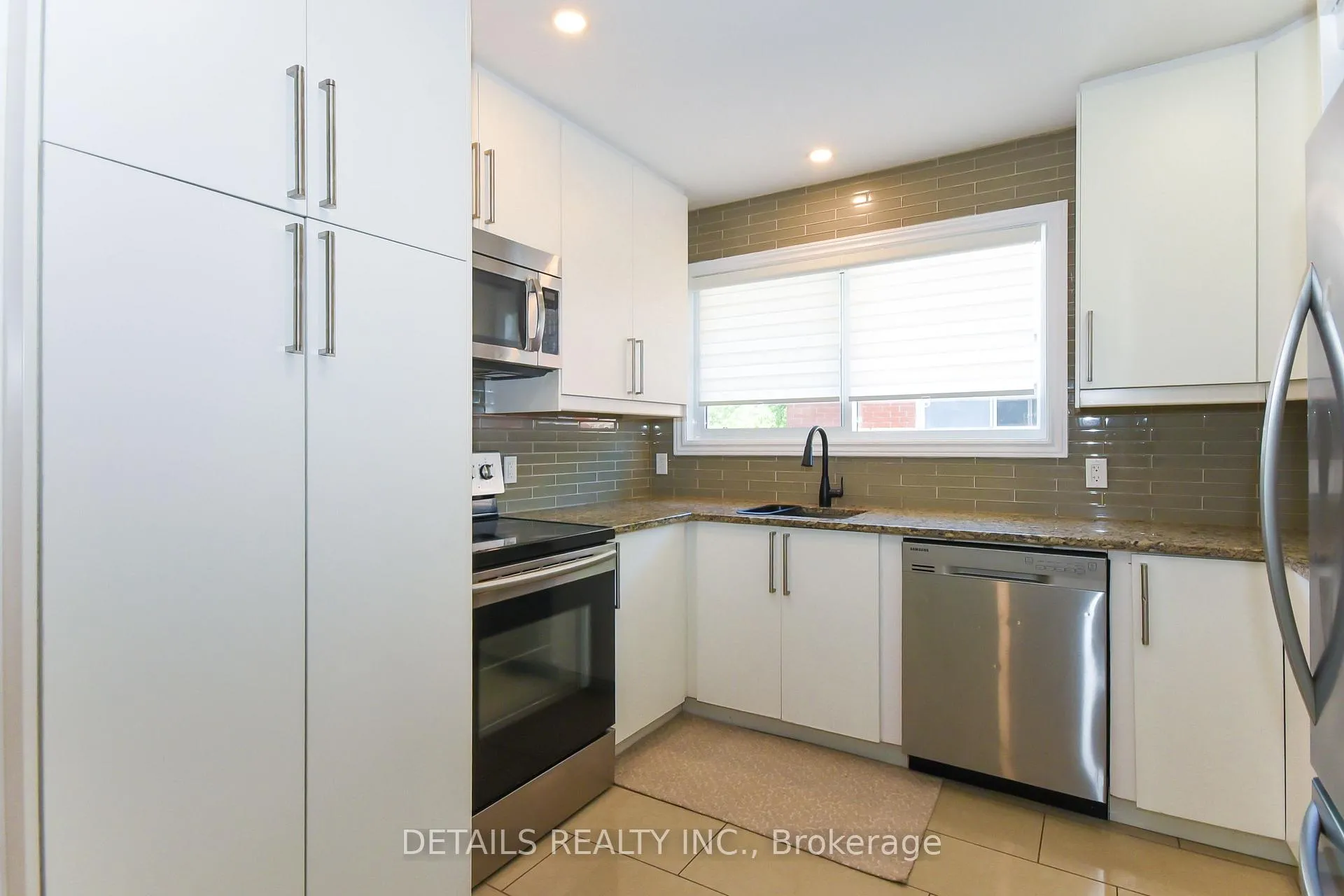 Photo 6 of 1255 Highgate Road, Ottawa, Parkway Park — HOMEH