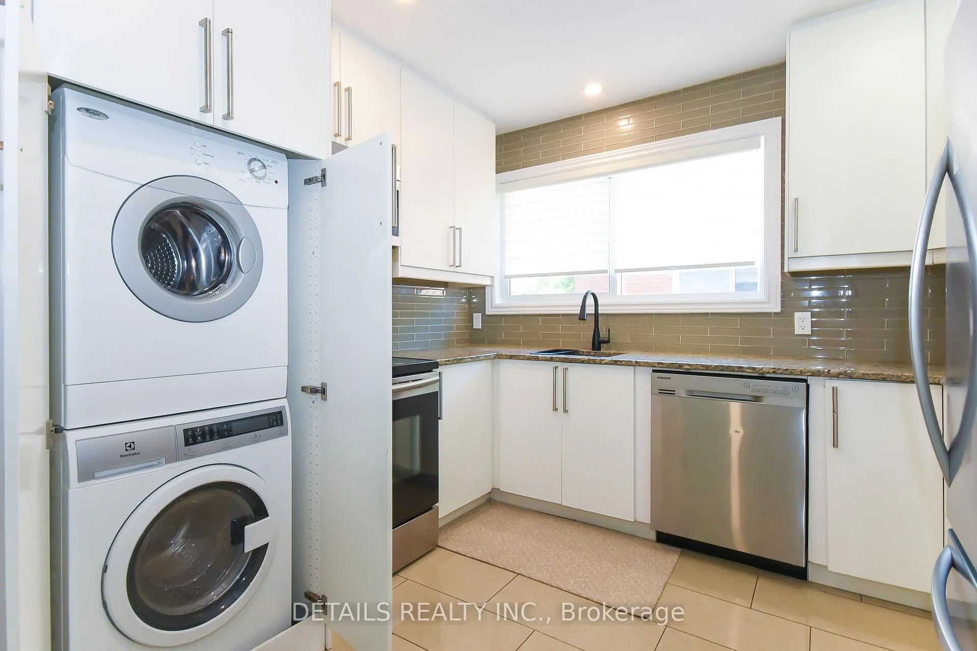 Photo 10 of 1255 Highgate Road, Ottawa, Parkway Park — HOMEH