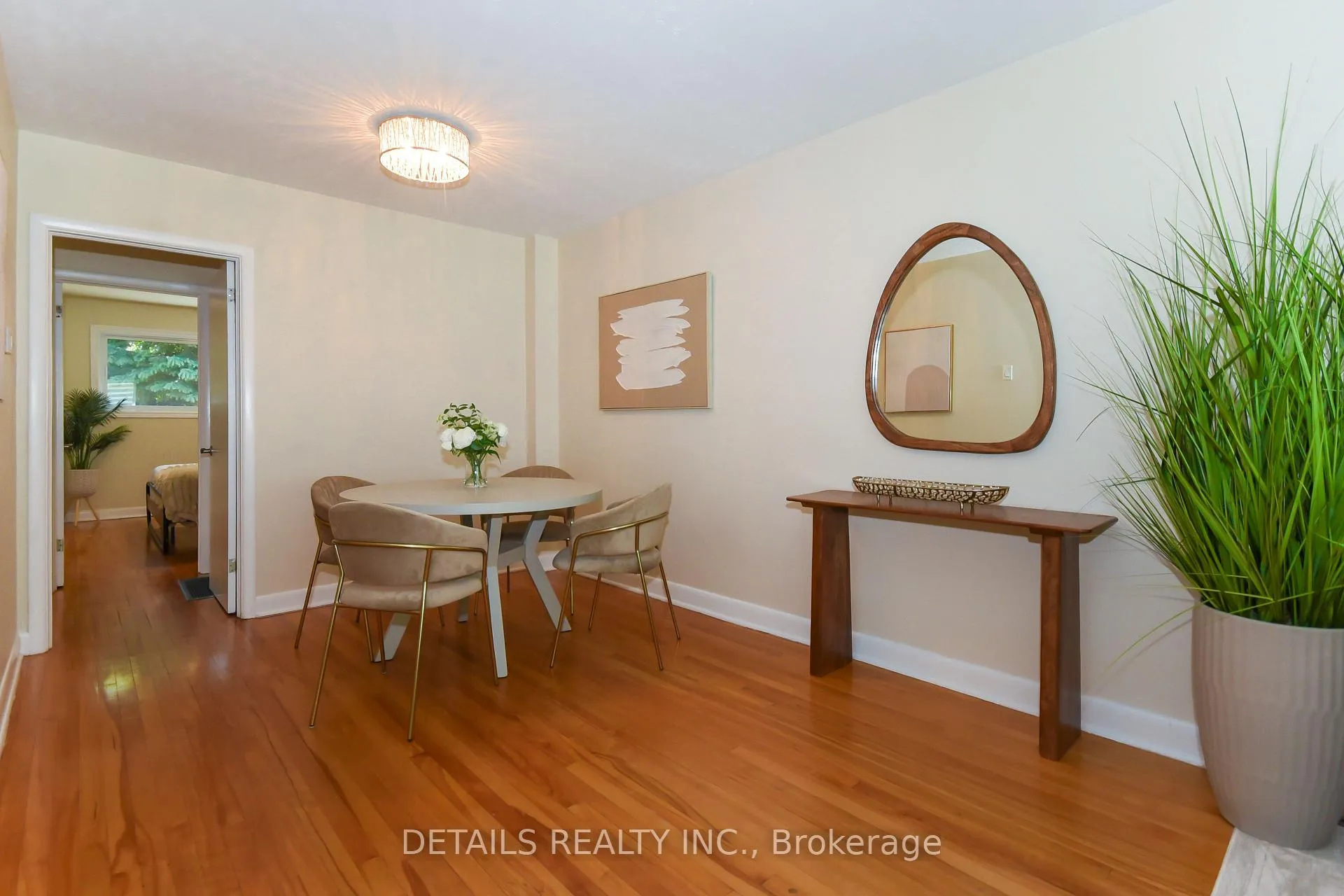 Photo 11 of 1255 Highgate Road, Ottawa, Parkway Park — HOMEH