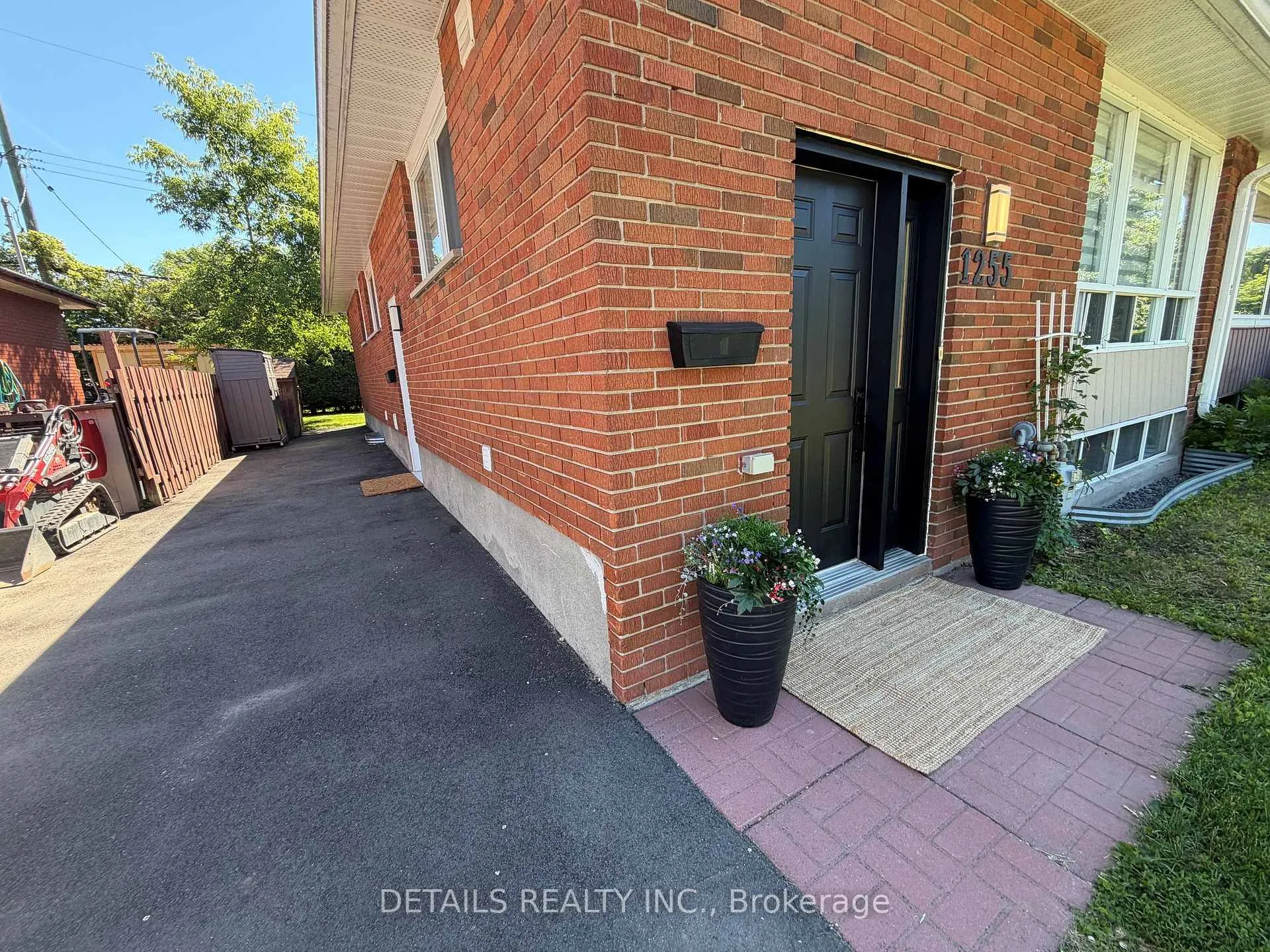Photo 18 of 1255 Highgate Road, Ottawa, Parkway Park — HOMEH