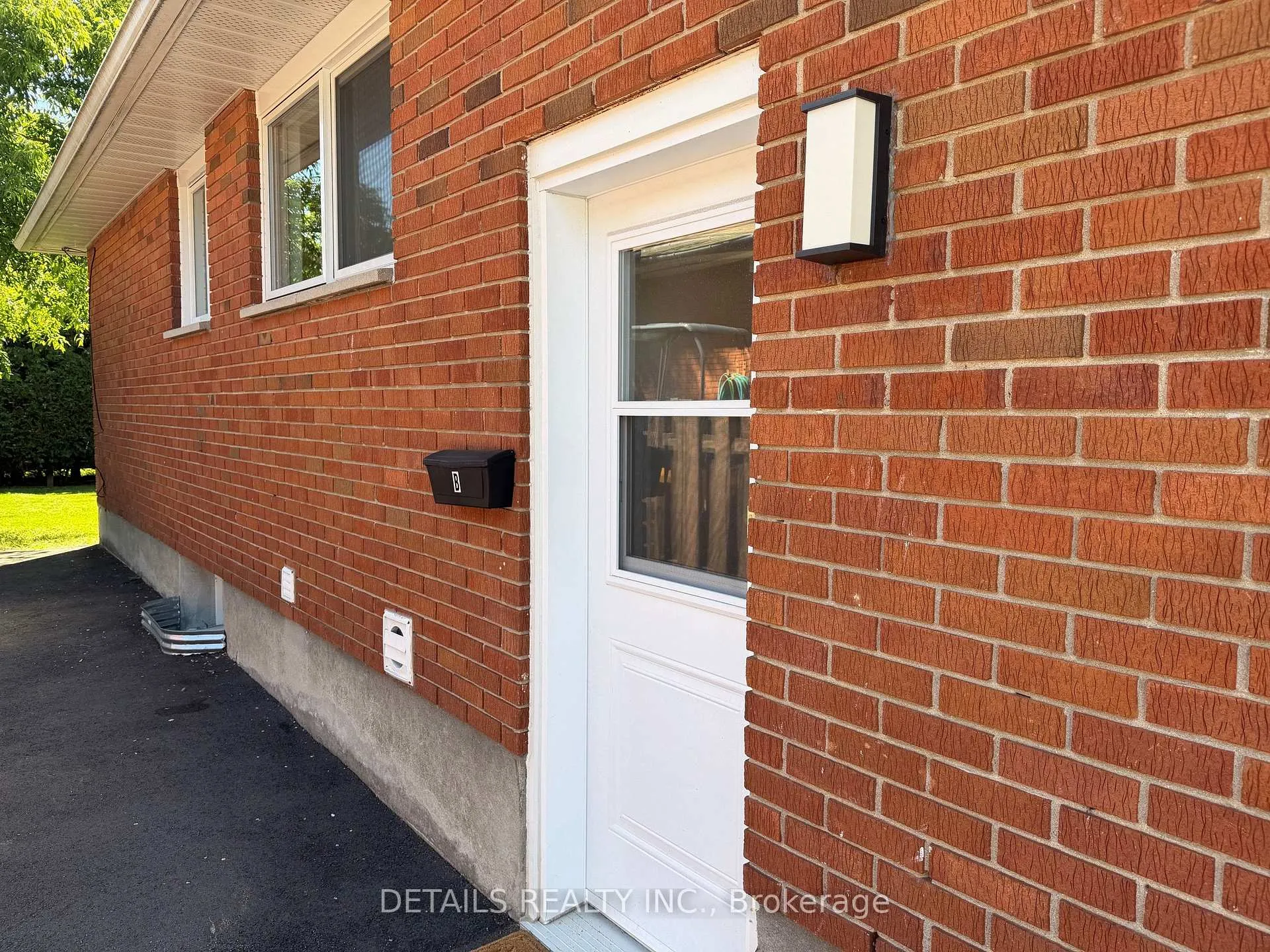 Photo 19 of 1255 Highgate Road, Ottawa, Parkway Park — HOMEH