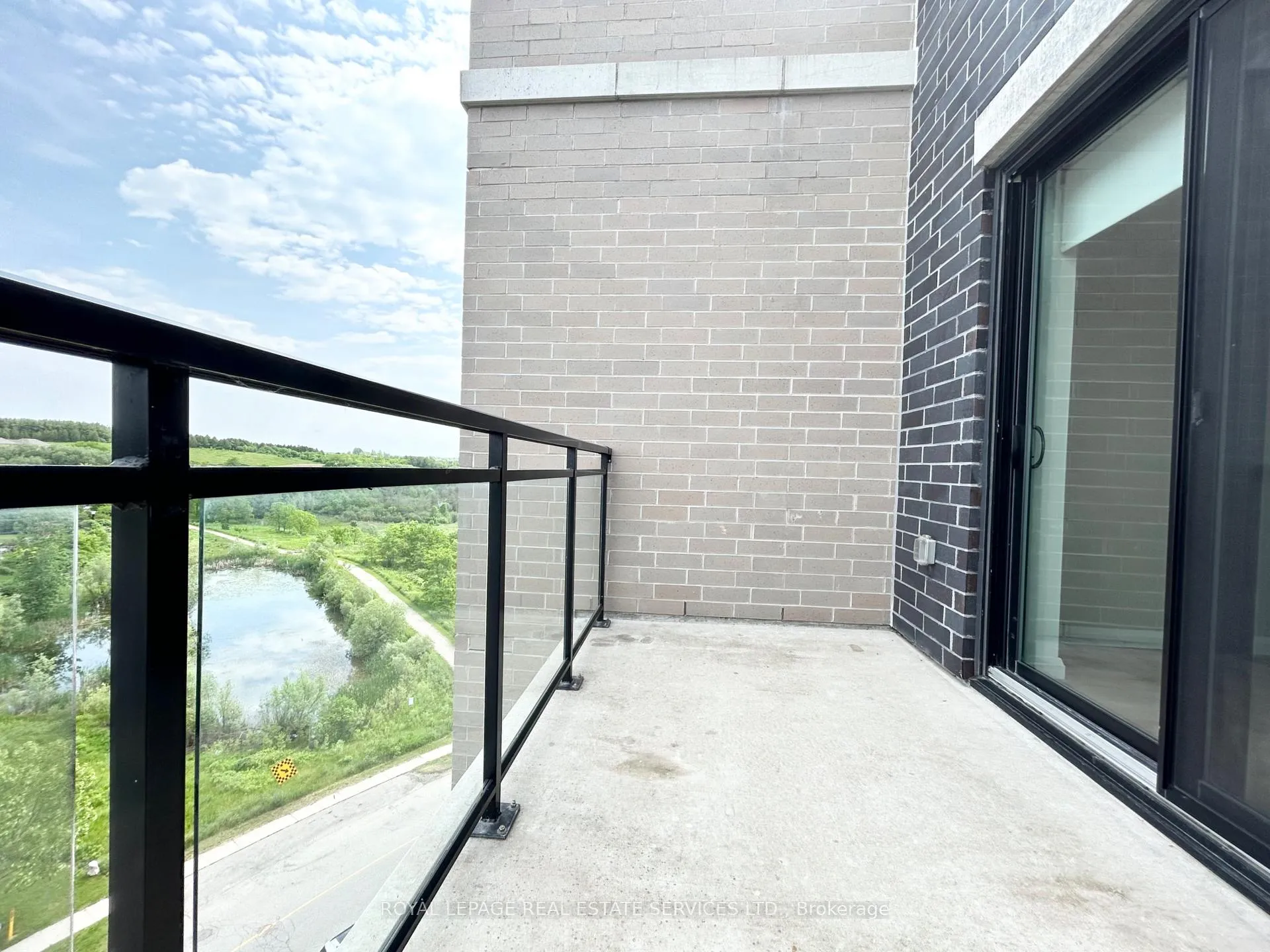 Photo 10 of Unit 704, 144 Watson Road N, Guelph, Grange Road — HOMEH