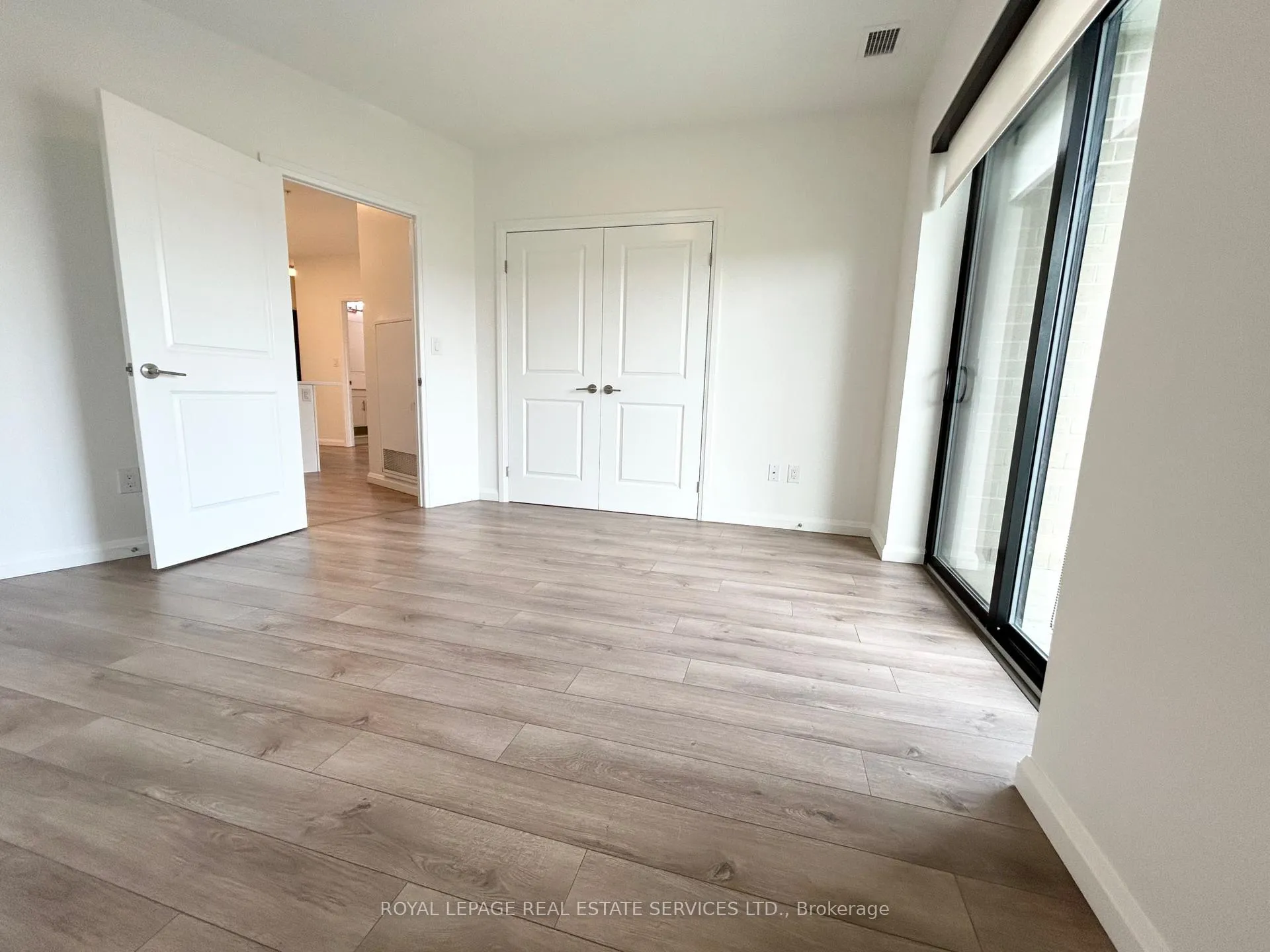 Photo 11 of Unit 704, 144 Watson Road N, Guelph, Grange Road — HOMEH