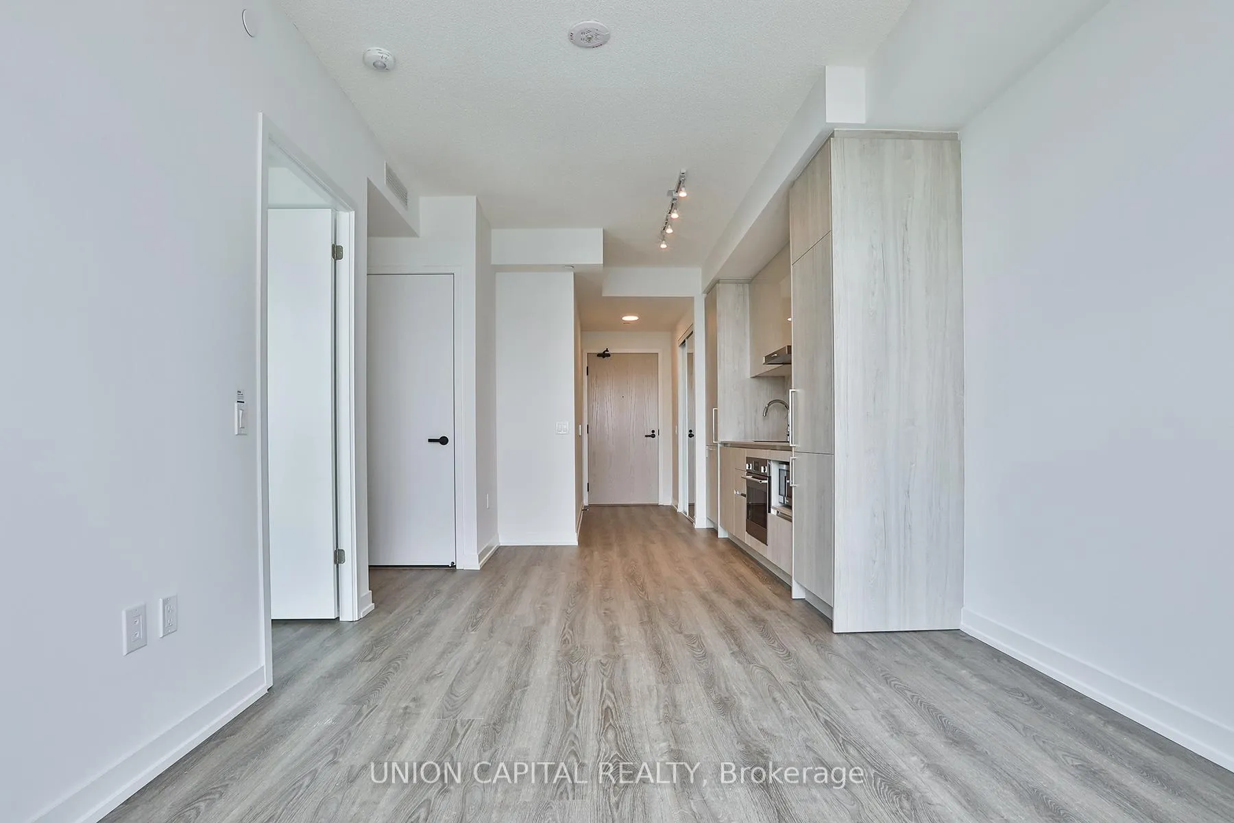 Photo 14 of Unit 5217, 195 Commerce Street, Vaughan, Vaughan Corporate Centre — HOMEH