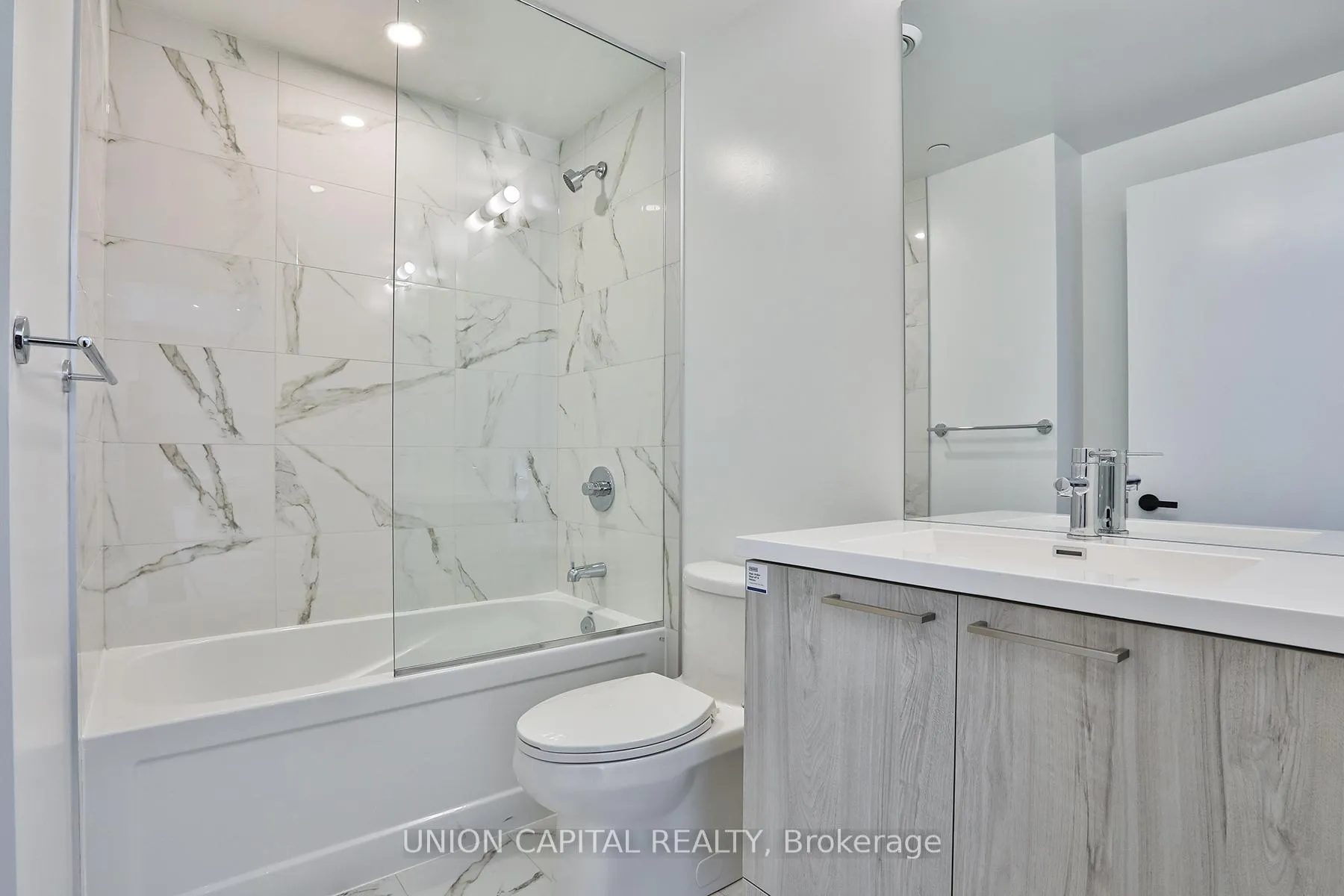 Photo 18 of Unit 5217, 195 Commerce Street, Vaughan, Vaughan Corporate Centre — HOMEH