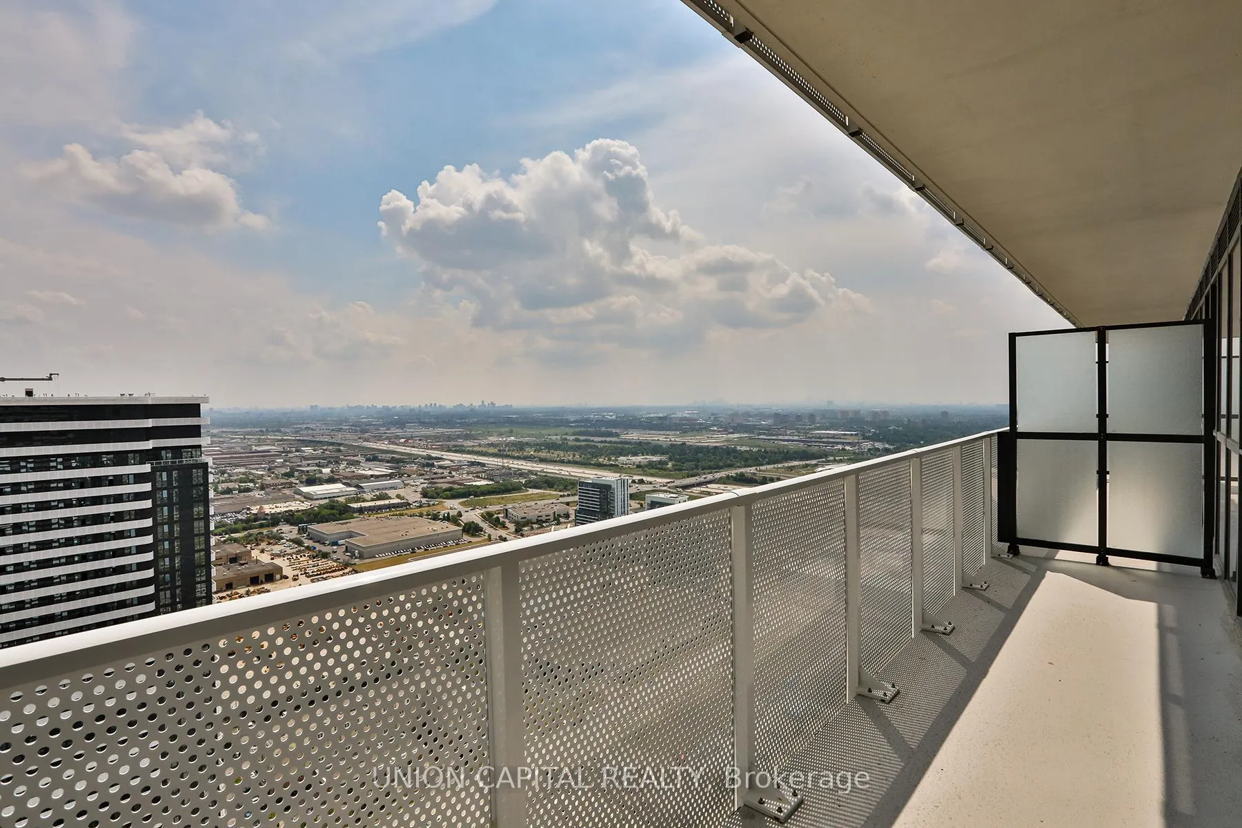 Photo 20 of Unit 5217, 195 Commerce Street, Vaughan, Vaughan Corporate Centre — HOMEH