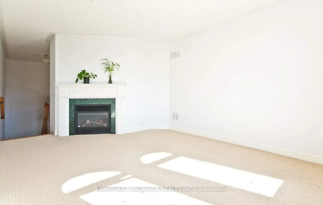 Photo 13 of 386 Wilfred Murison Avenue, Markham, Berczy — HOMEH