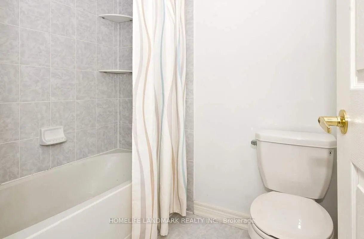 Photo 17 of 386 Wilfred Murison Avenue, Markham, Berczy — HOMEH