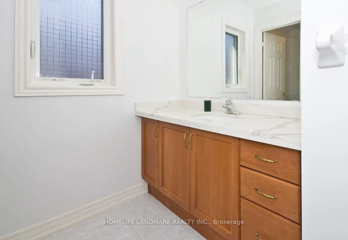 Photo 18 of 386 Wilfred Murison Avenue, Markham, Berczy — HOMEH