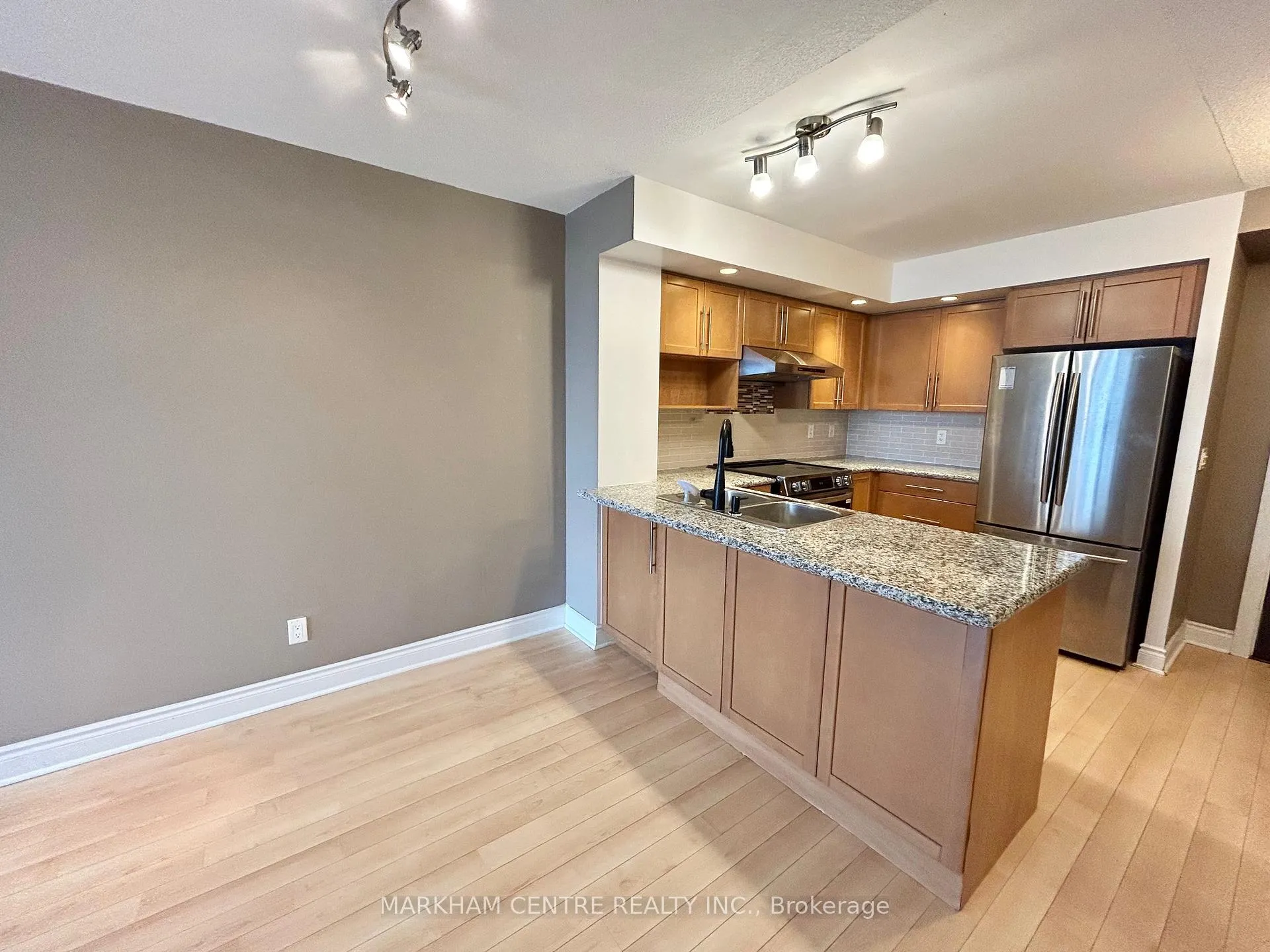 Photo 10 of Unit 1153, 23 Cox Boulevard, Markham, Unionville — HOMEH