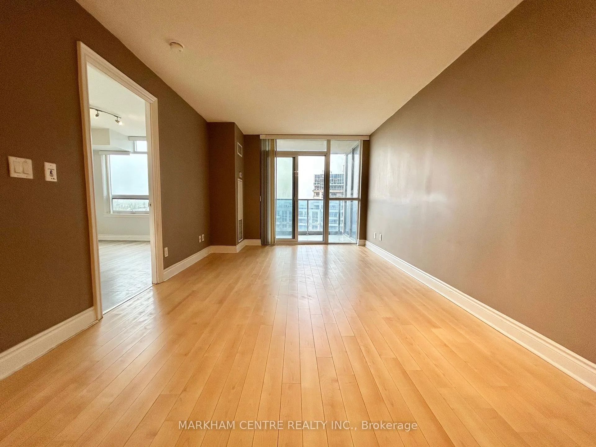 Photo 11 of Unit 1153, 23 Cox Boulevard, Markham, Unionville — HOMEH