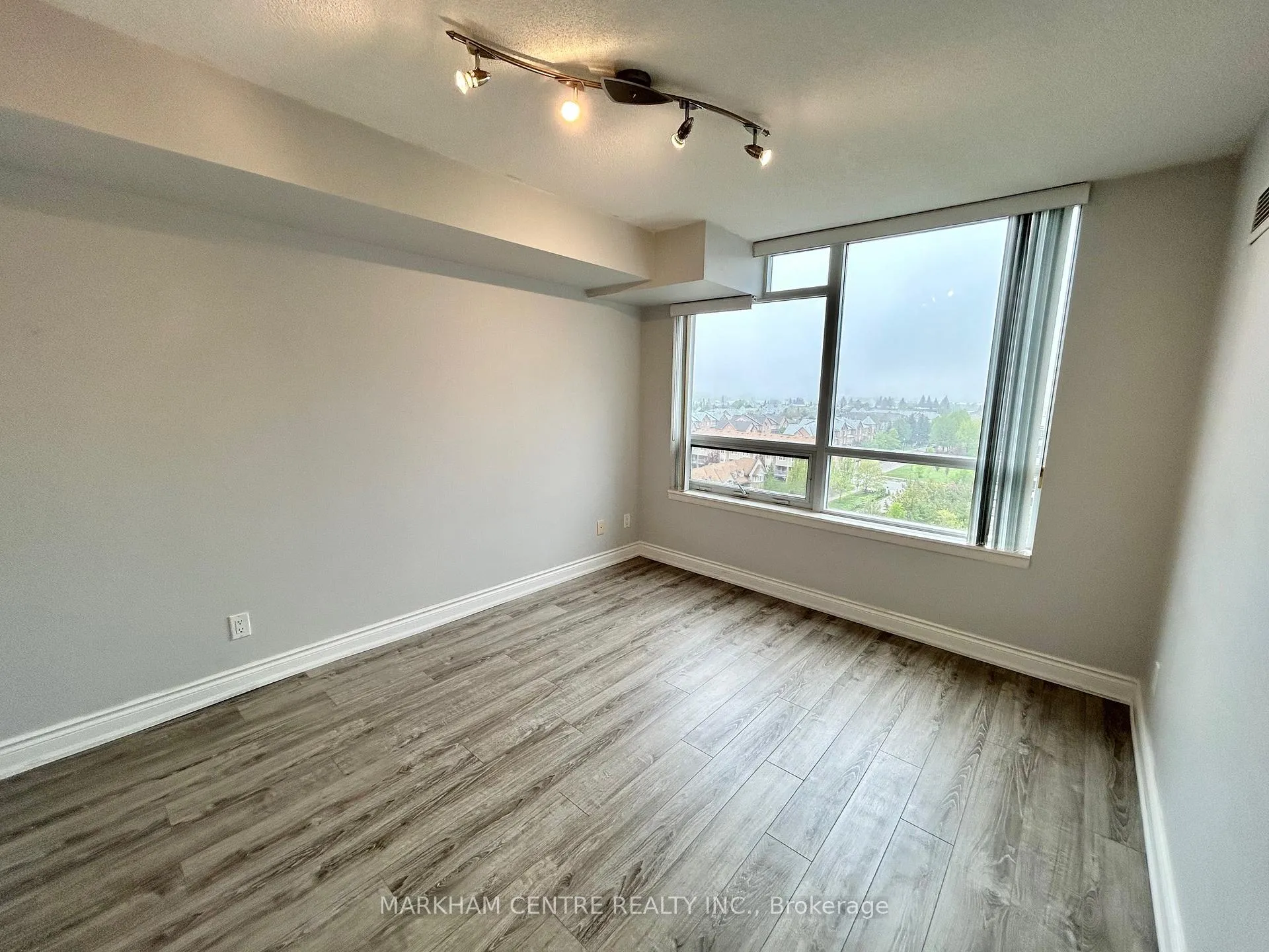Photo 13 of Unit 1153, 23 Cox Boulevard, Markham, Unionville — HOMEH