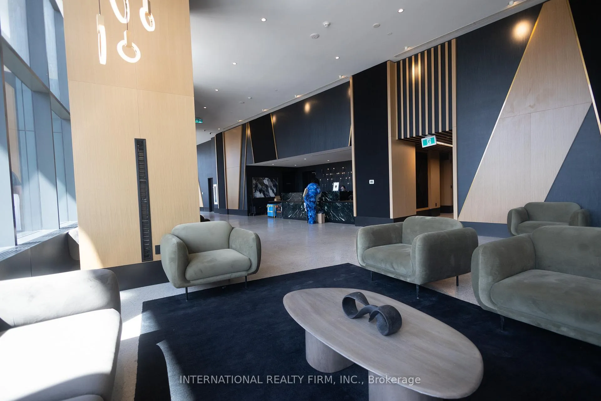 Photo 2 of Unit 503, 2920 Highway 7 Road W, Vaughan, Concord — HOMEH
