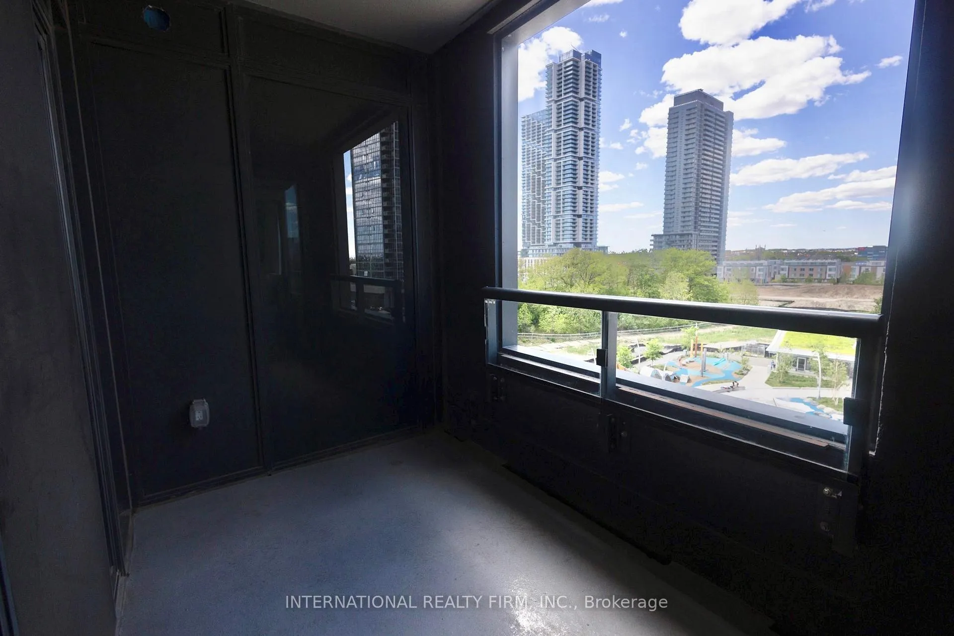 Photo 10 of Unit 503, 2920 Highway 7 Road W, Vaughan, Concord — HOMEH