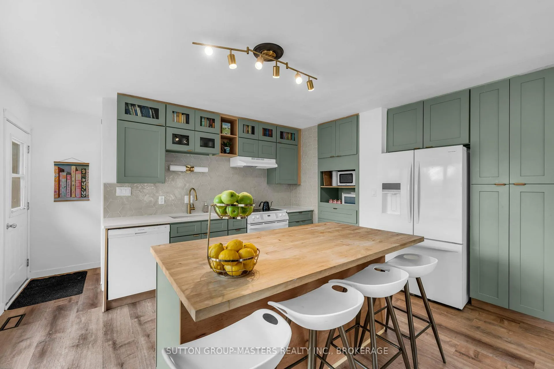 Photo 9 of 4401 Notre Dame Street, Frontenac, Frontenac South — HOMEH